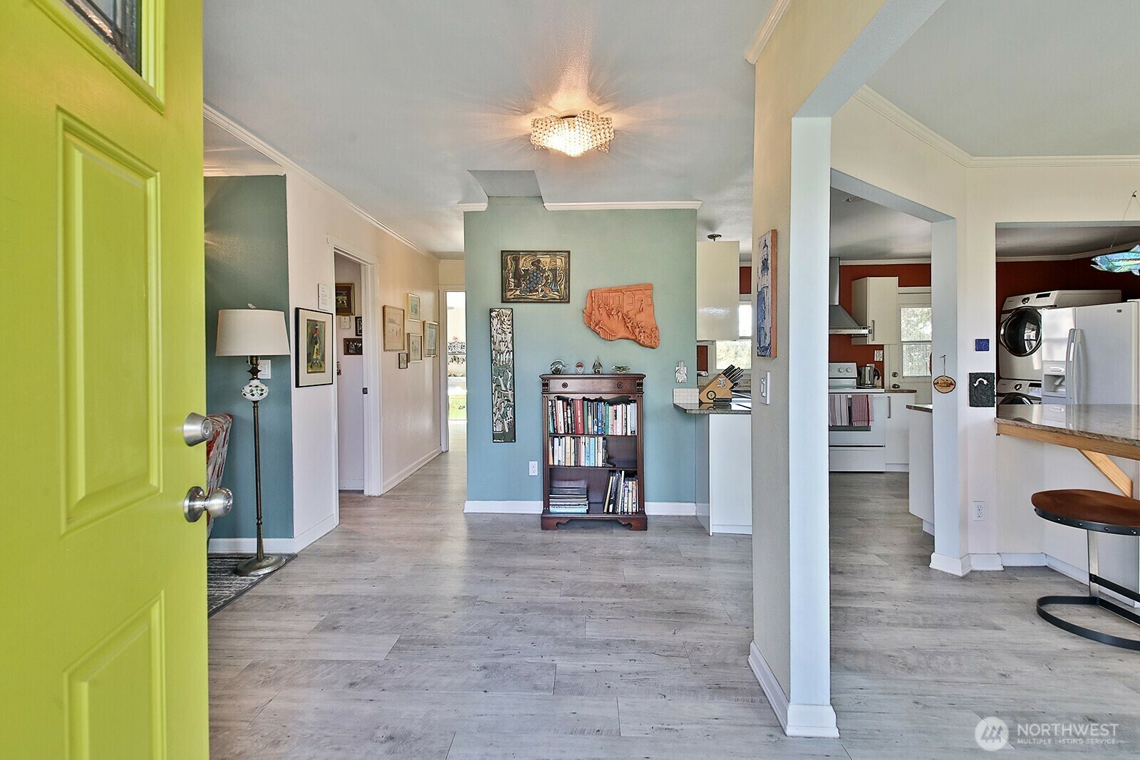 Property Photo: 302 NE 5th Street WA 98239