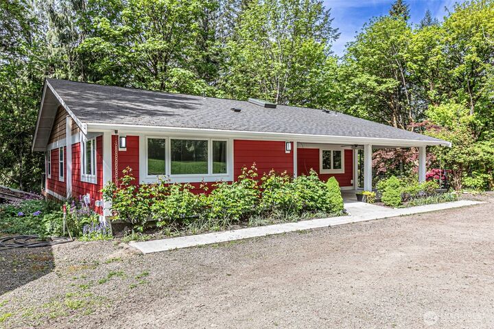 Property Photo:  7655  Long Lake Road SE  WA 98367 