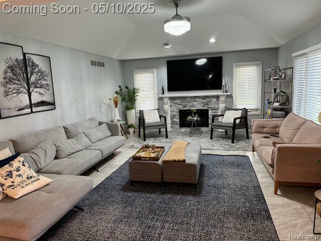 Property Photo:  20347 Balmoral Drive  MI 48044 