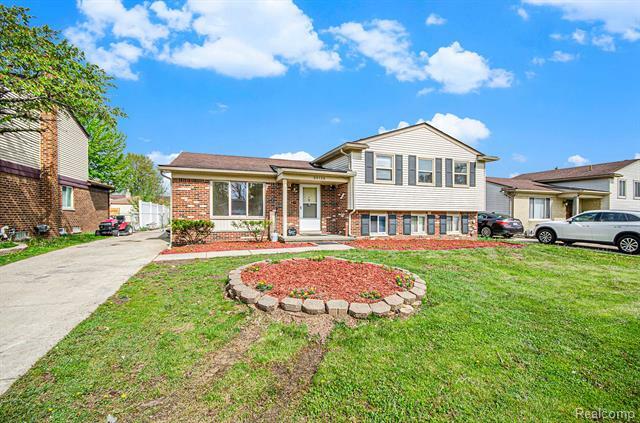 Property Photo: 39126 Byers Drive MI 48310