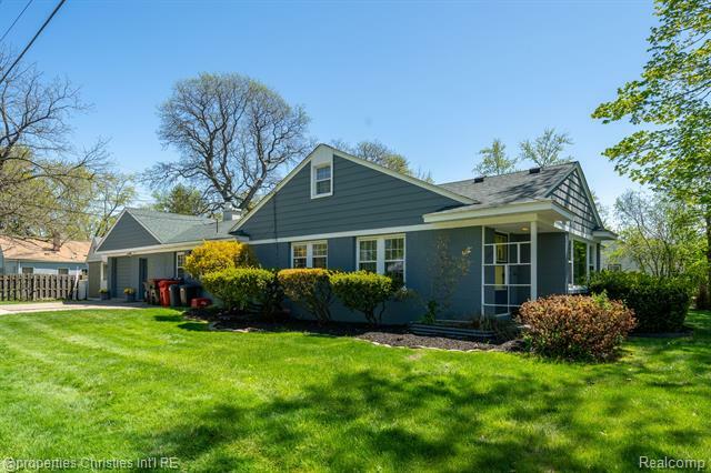 Property Photo: 30160 Marshall Street MI 48076