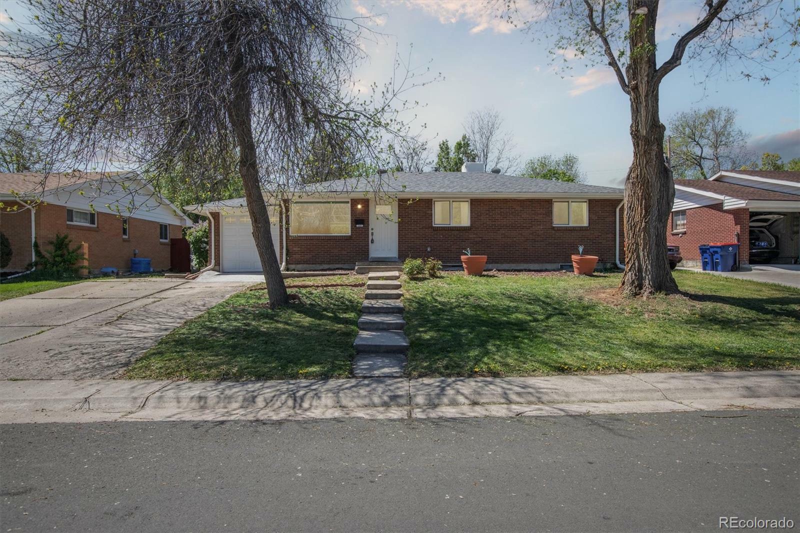 Property Photo: 269 Beryl Way CO 80020