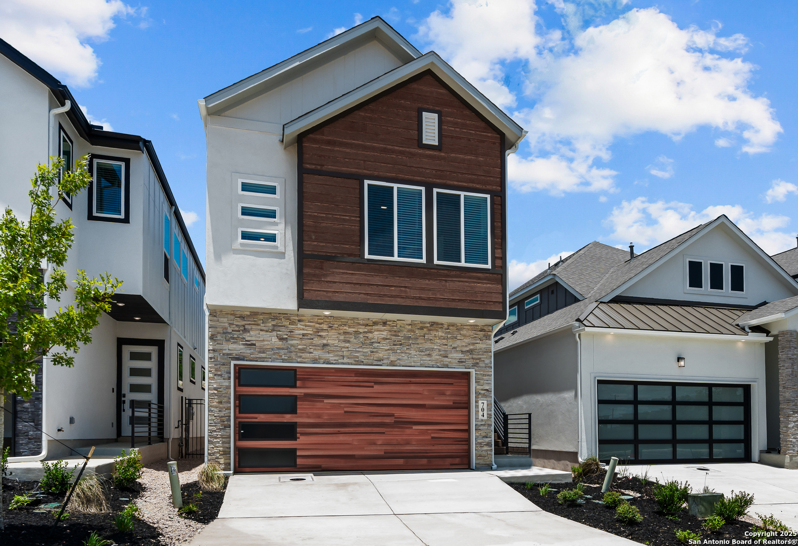 Property Photo: 20675 Huebner Rd Unit 704 TX 78258