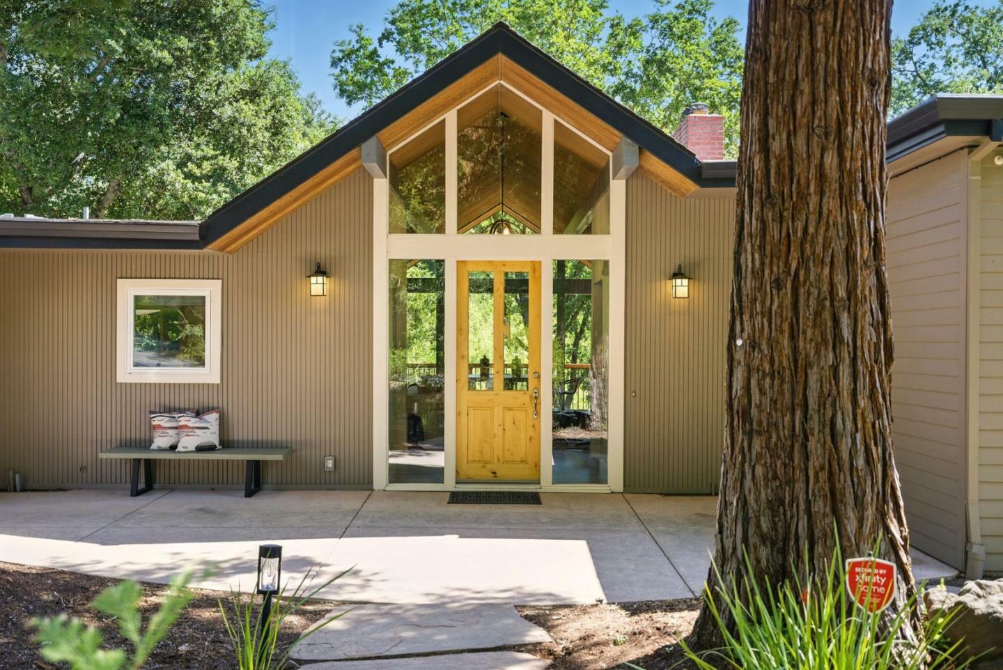 Property Photo: 13945 Vista Regina CA 95070