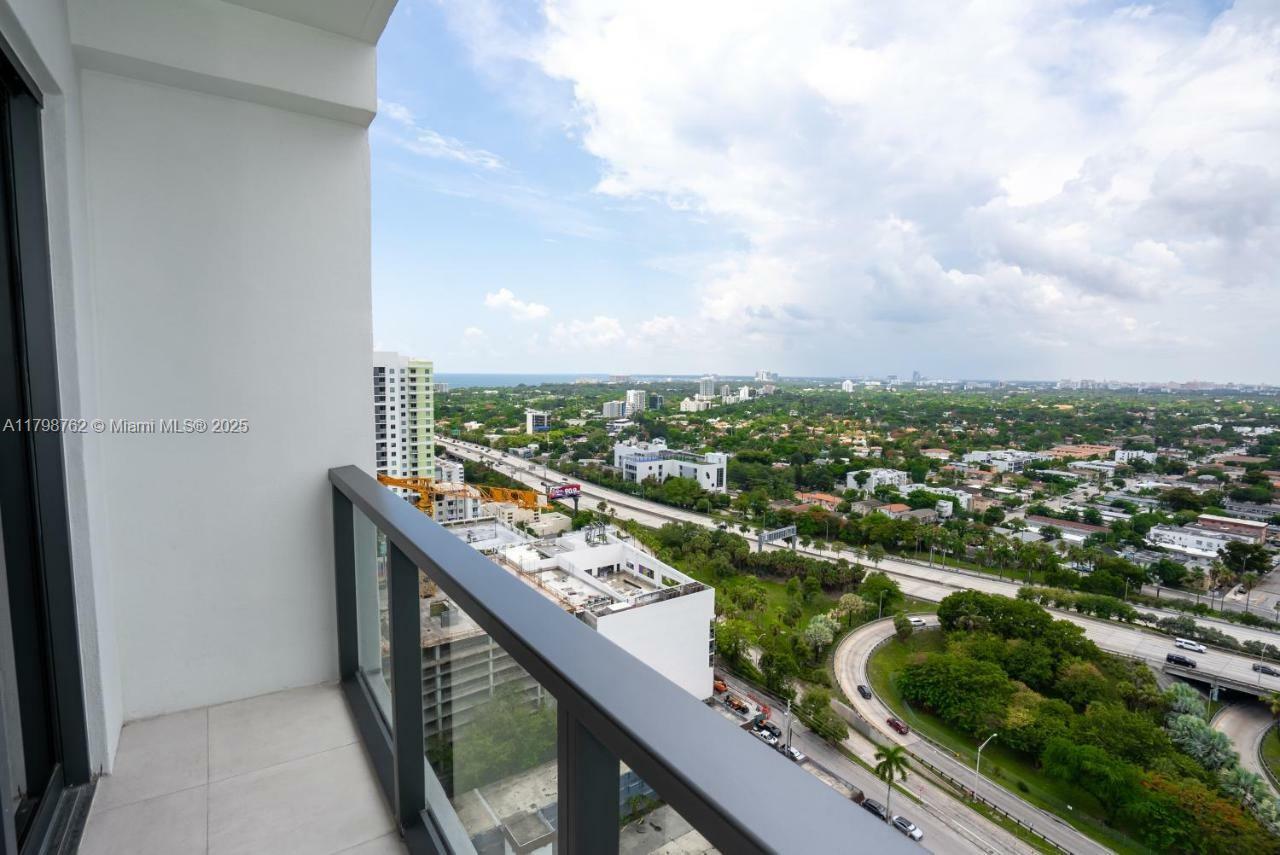 Property Photo: 229 SW 9th St 404 FL 33130
