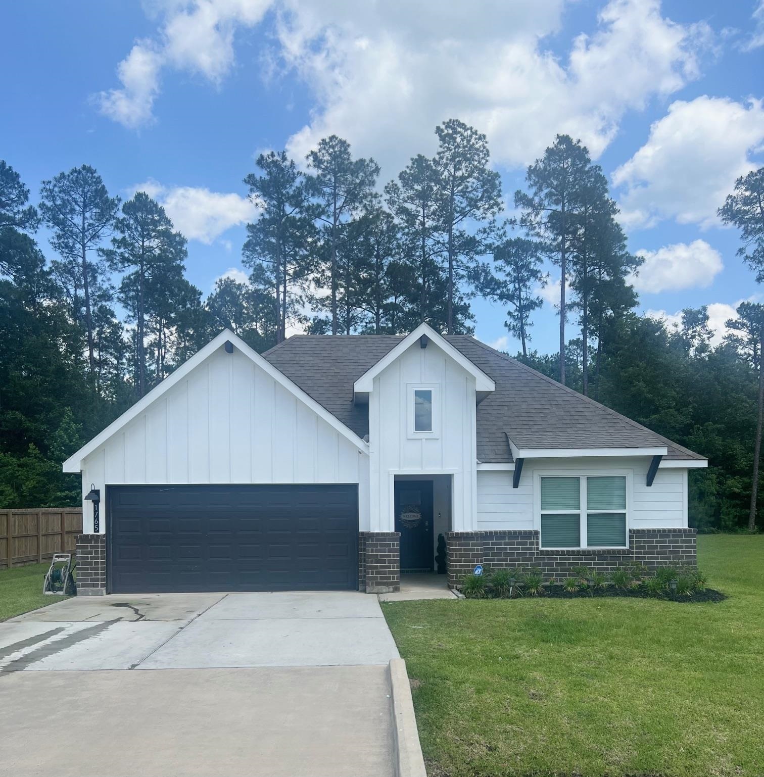 Property Photo: 1765 Haidlyns Way TX 77659