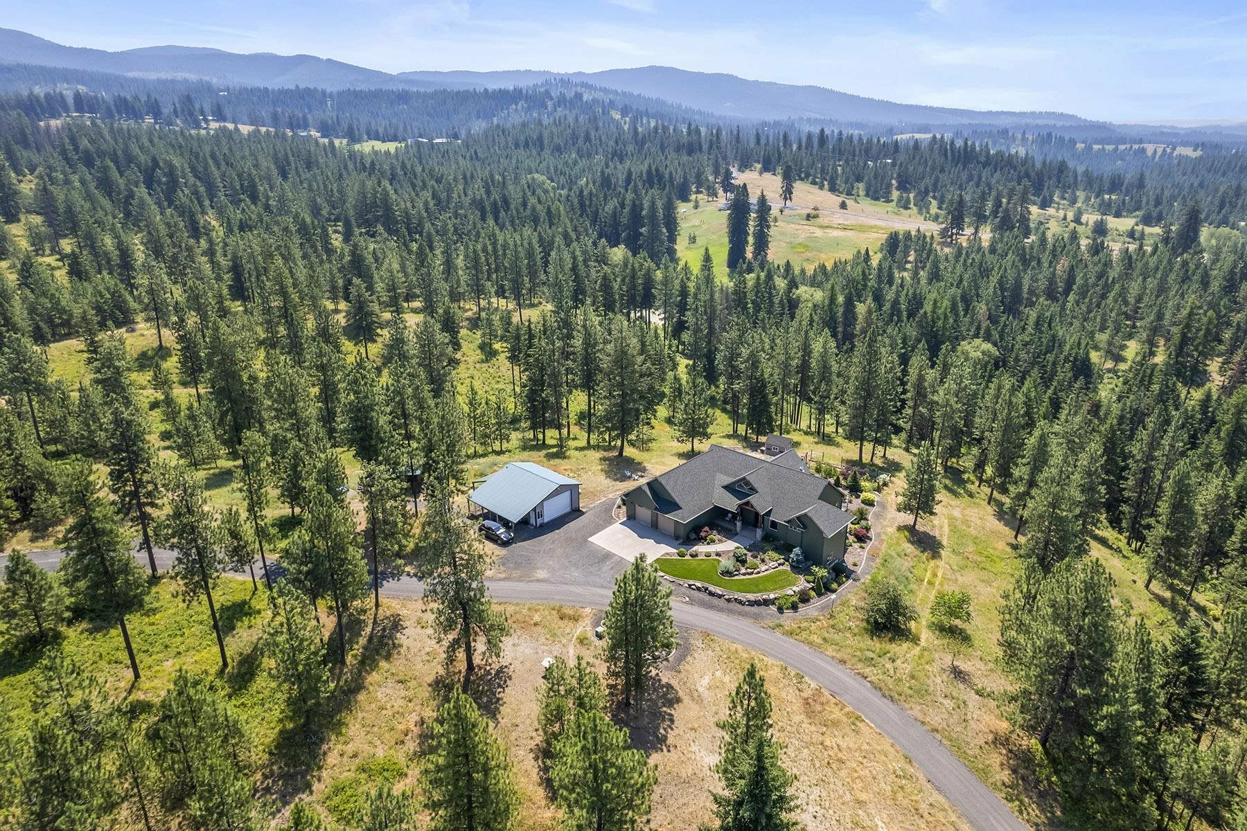 Property Photo: 12715 E Deer Creek Rd WA 99003