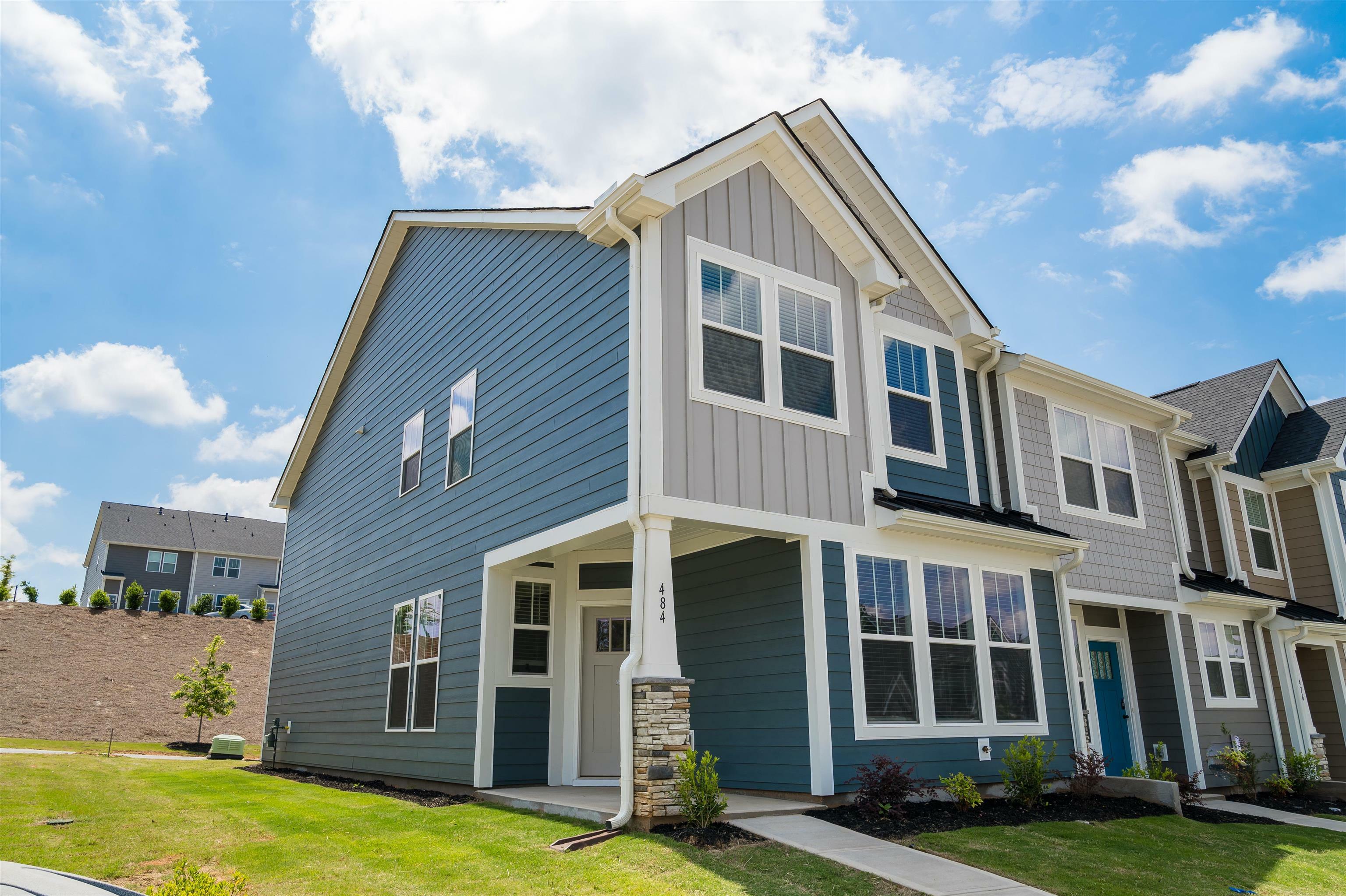 Property Photo: 484 Mill Park Way SC 29307