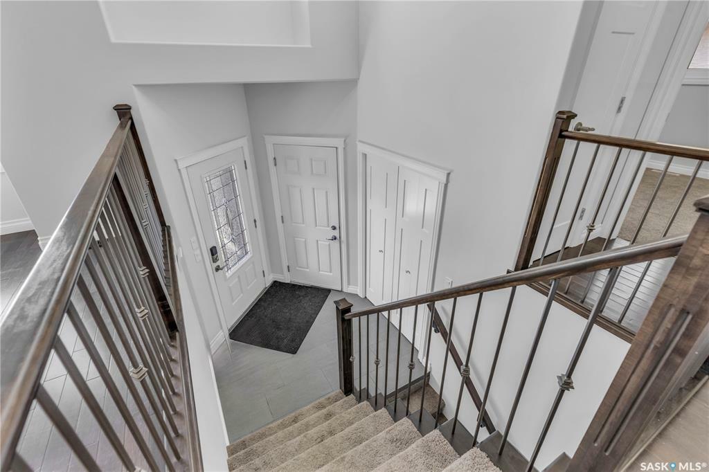 Property Photo: 915 Hunter Road SK S7T 0E6