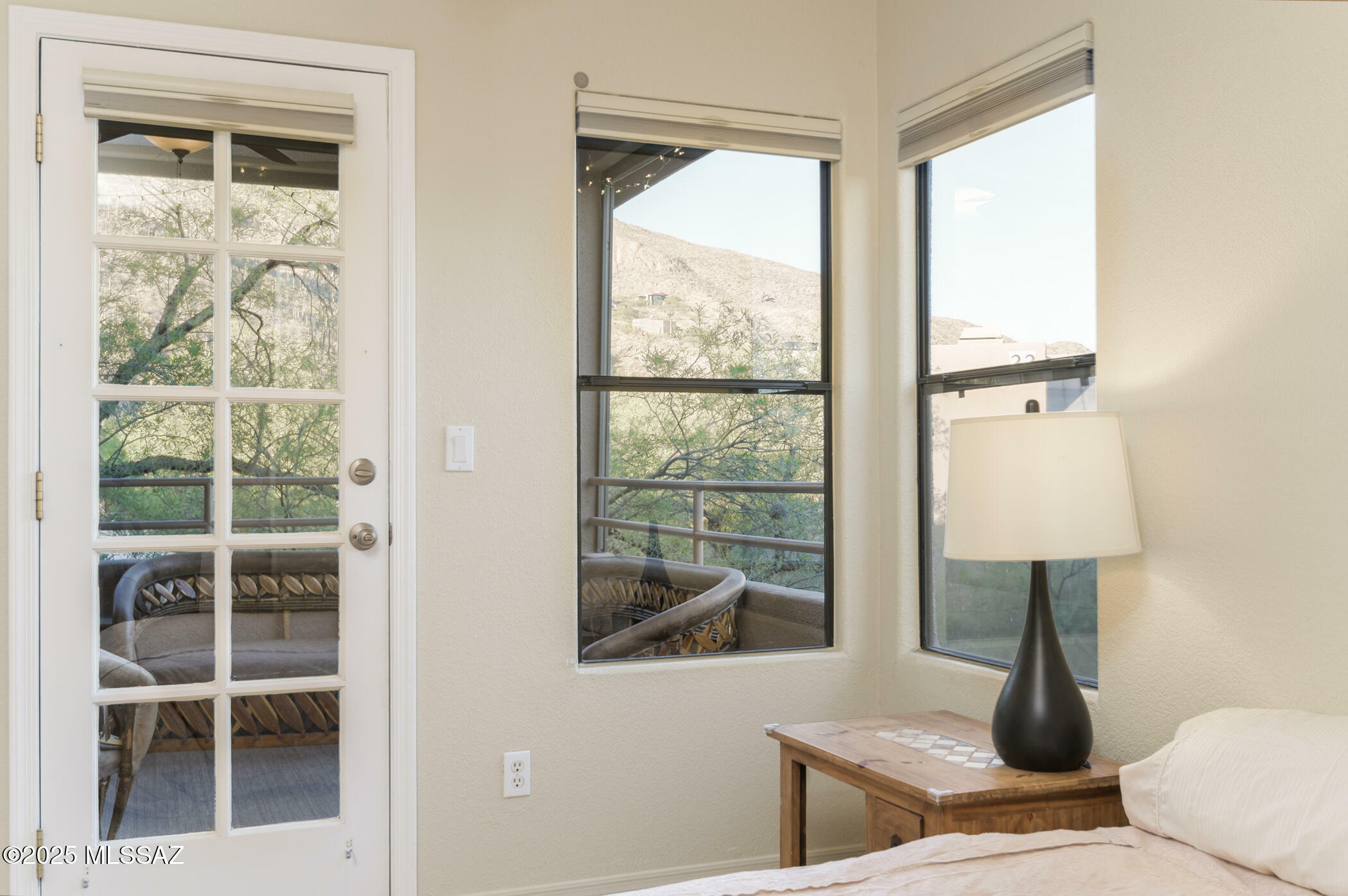 Property Photo: 6655 N Canyon Crest Drive 25204 AZ 85750