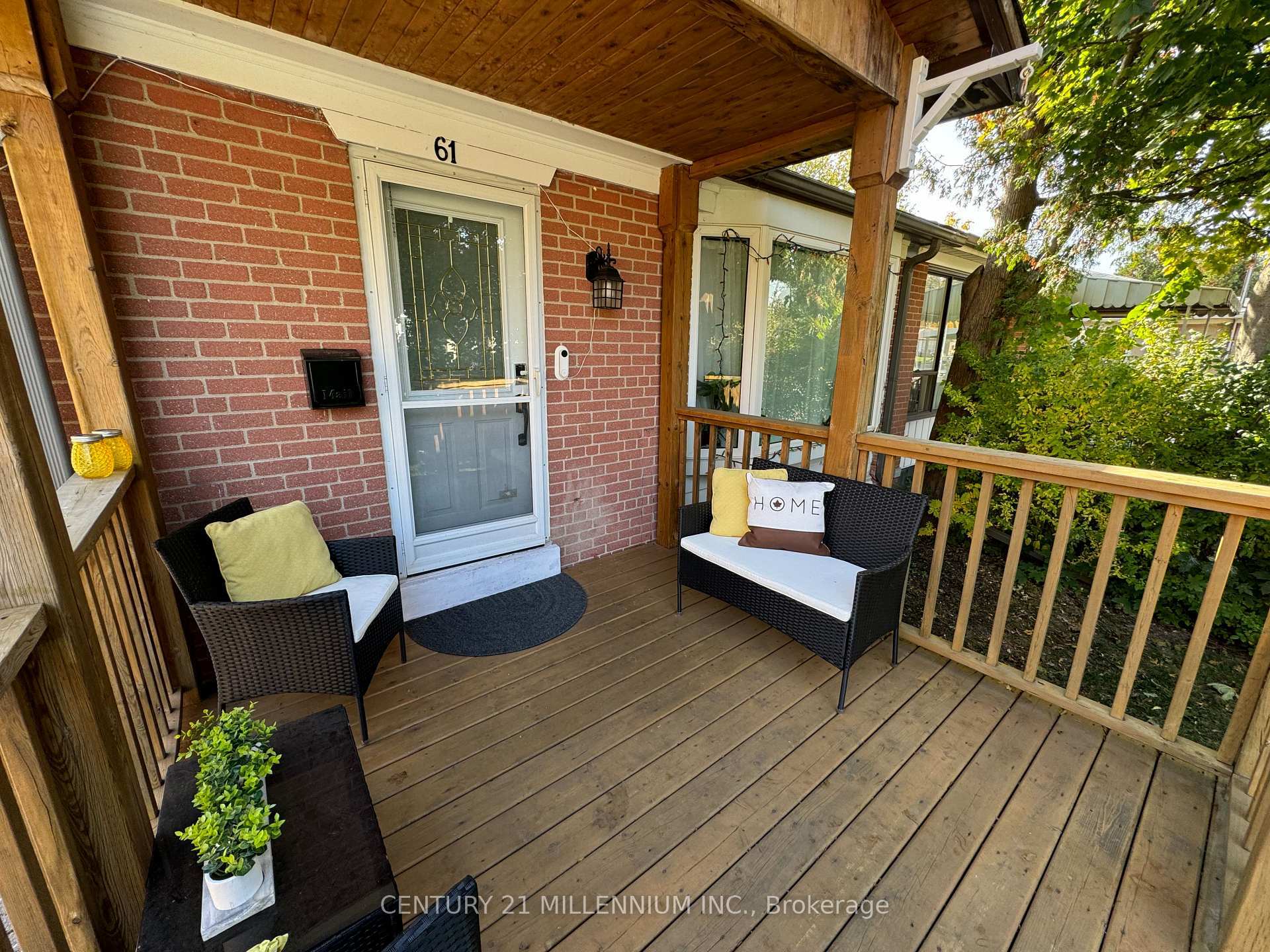 Property Photo: 61 Newlands Avenue ON M1L 1S1