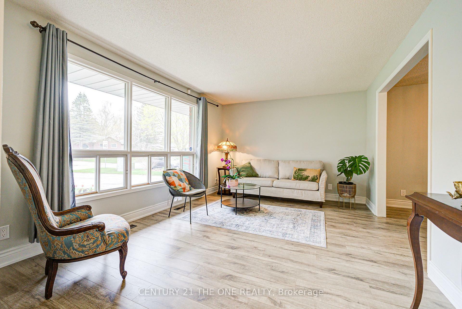 Photo de la propriété: 63 Kilpatrick Drive ON L9N 1H7