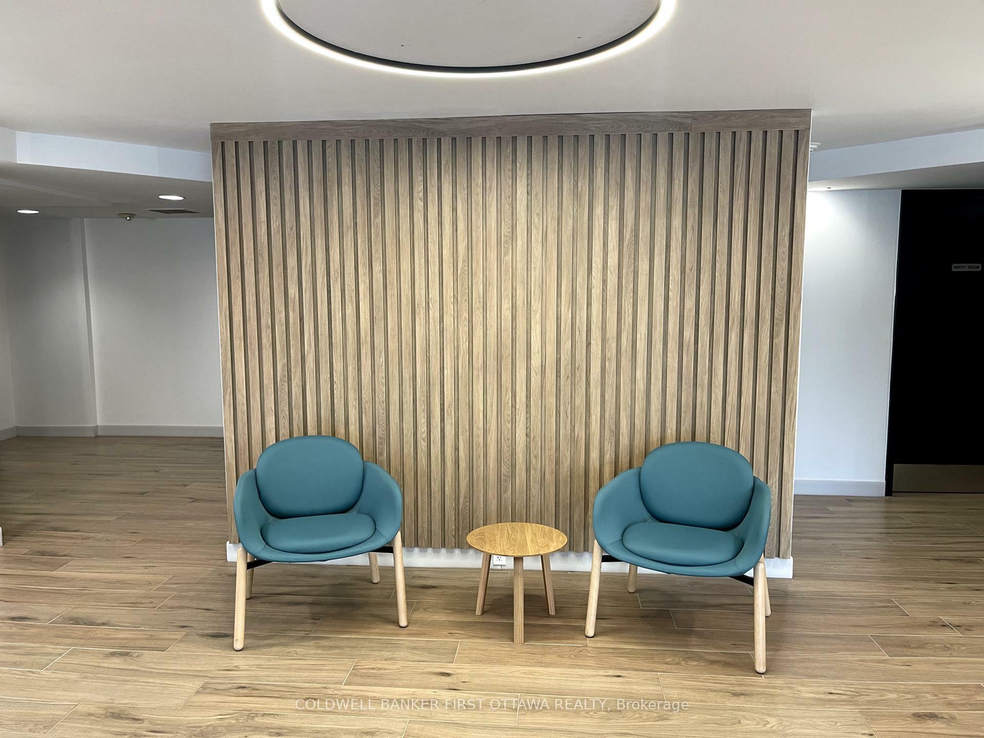 Photo de la propriété: 225 Alvin Road 111 ON K1K 4H6