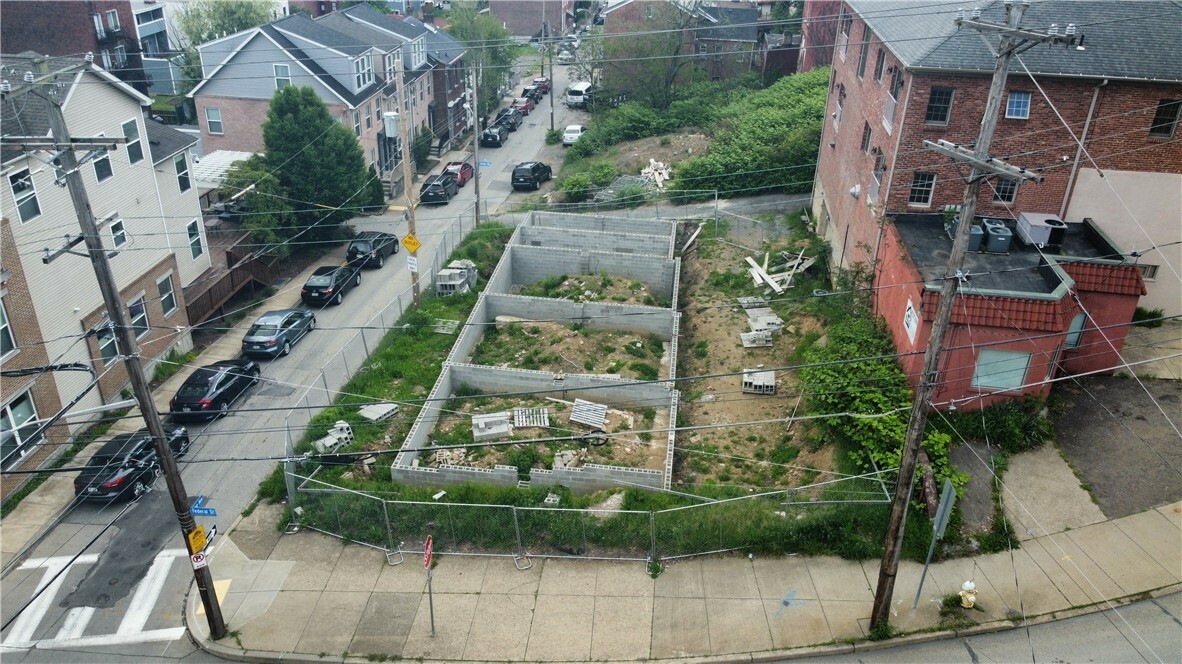Property Photo: 10 Alpine Ave PA 15212