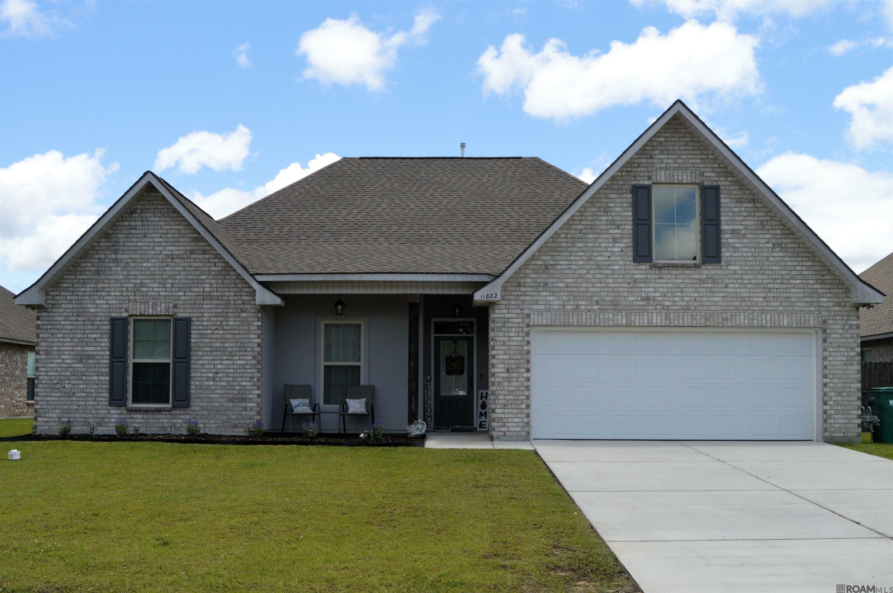 Property Photo: 11882 Wildebeest Ridge Dr LA 70726