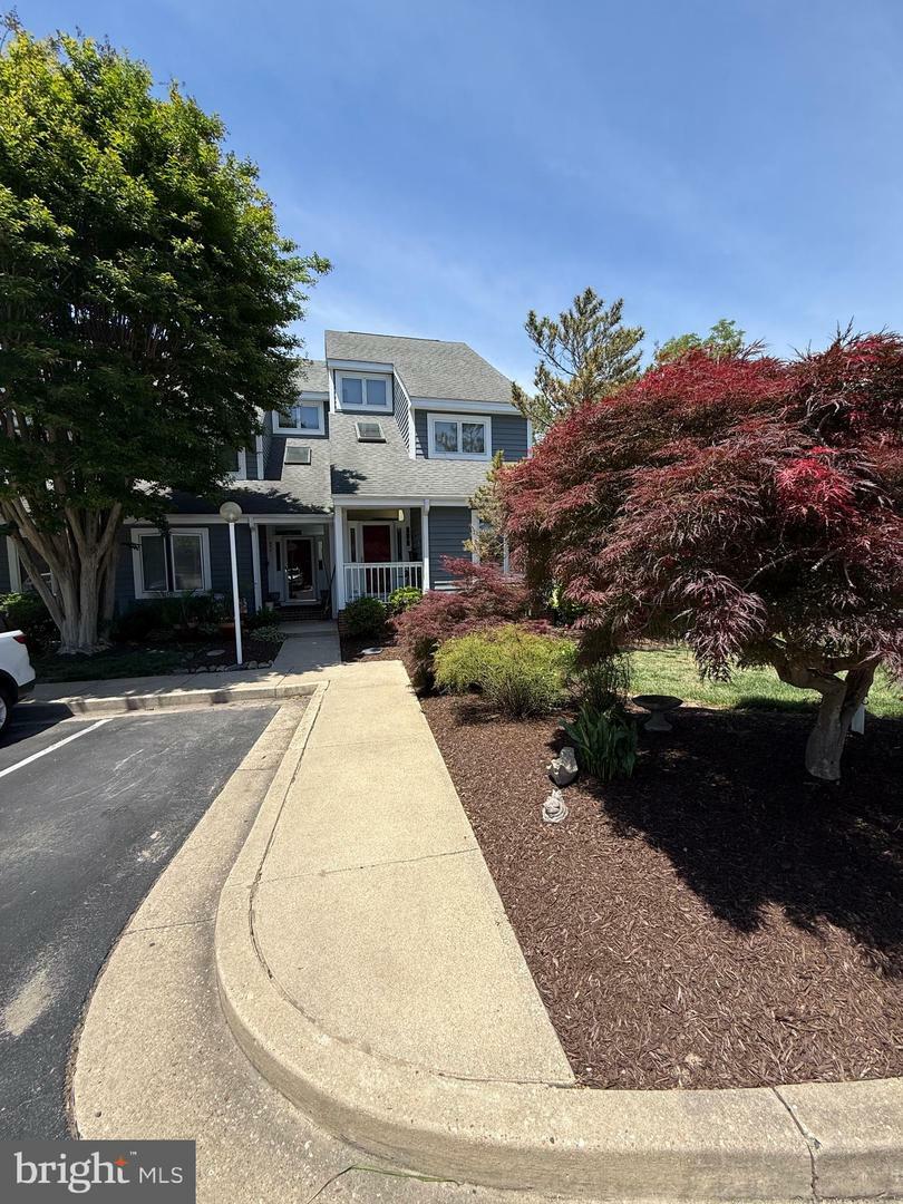 Property Photo: 632 River Oak Court MD 21801