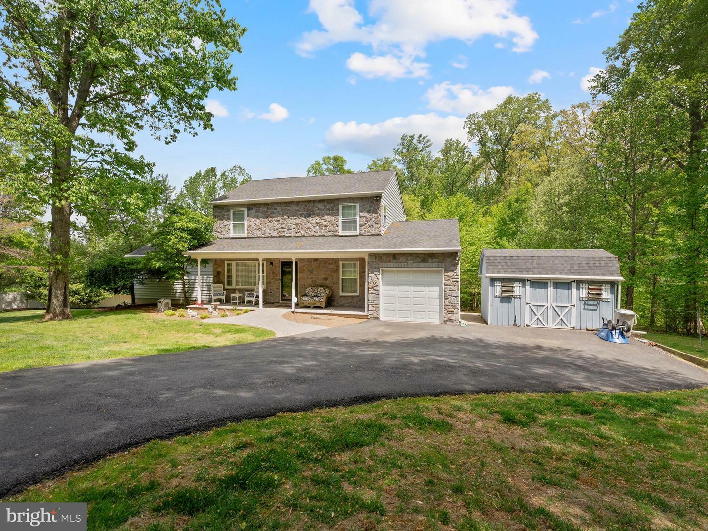 41 Dogwood Lane  Aston PA 19014 photo