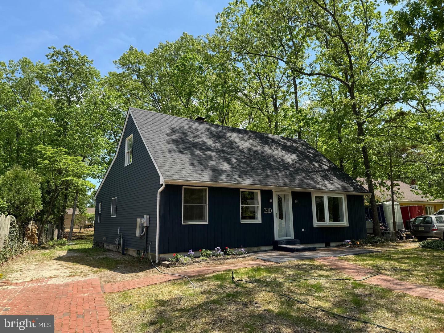 Property Photo: 1438 Victory Avenue NJ 08094