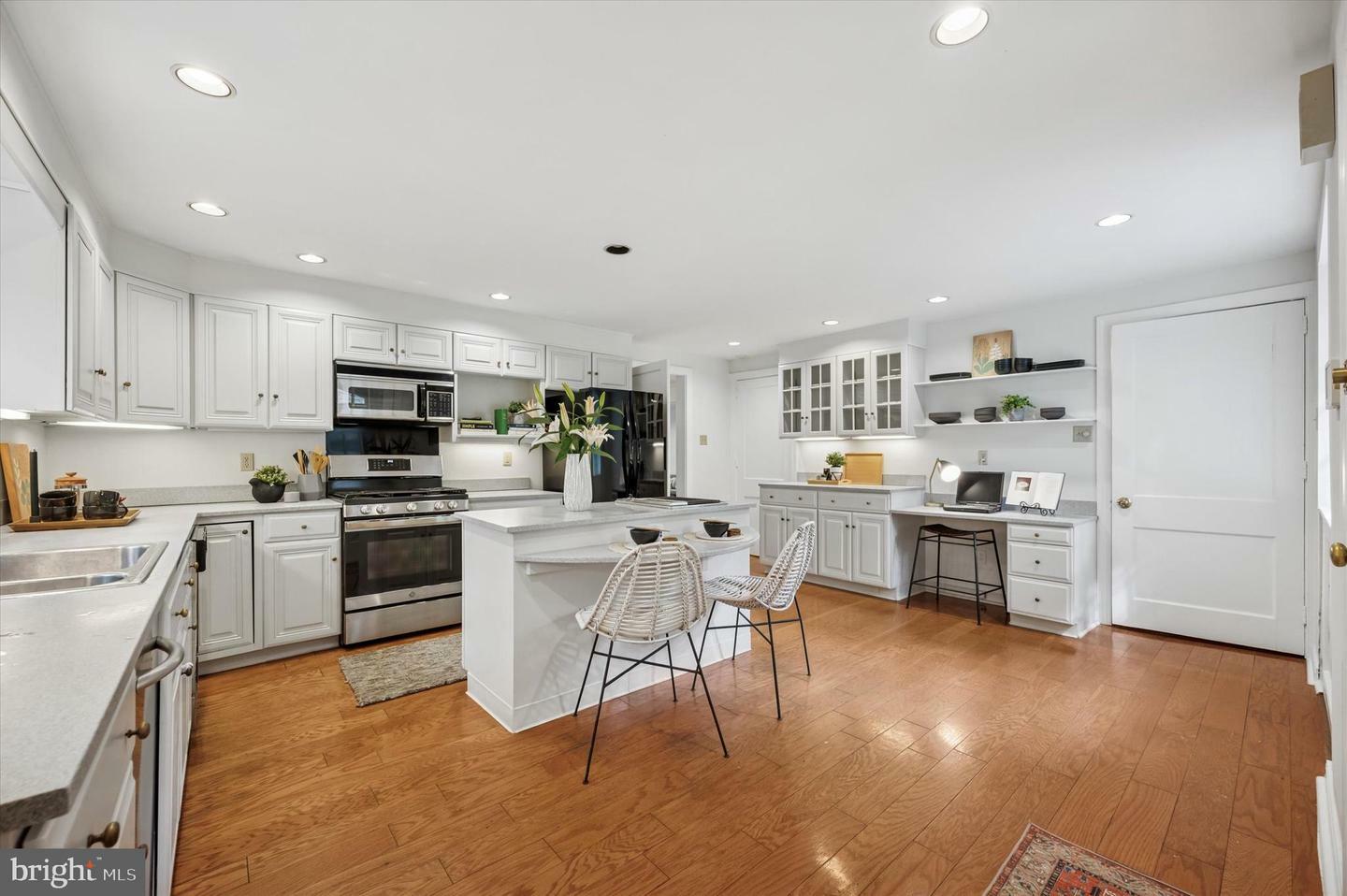 Property Photo: 401 W Allens Lane PA 19119