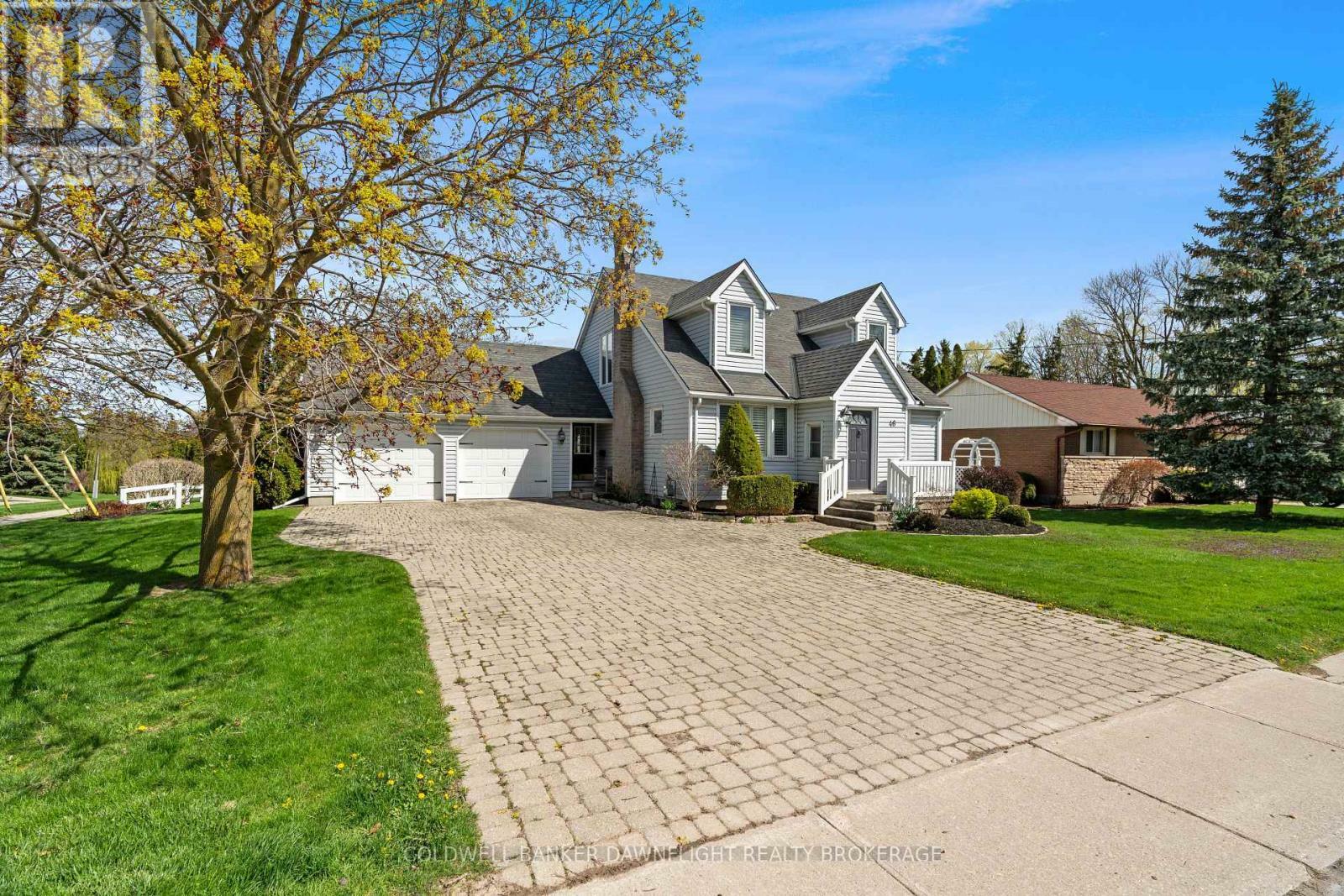 Property Photo: 46 Hill Street ON N0M 1S1