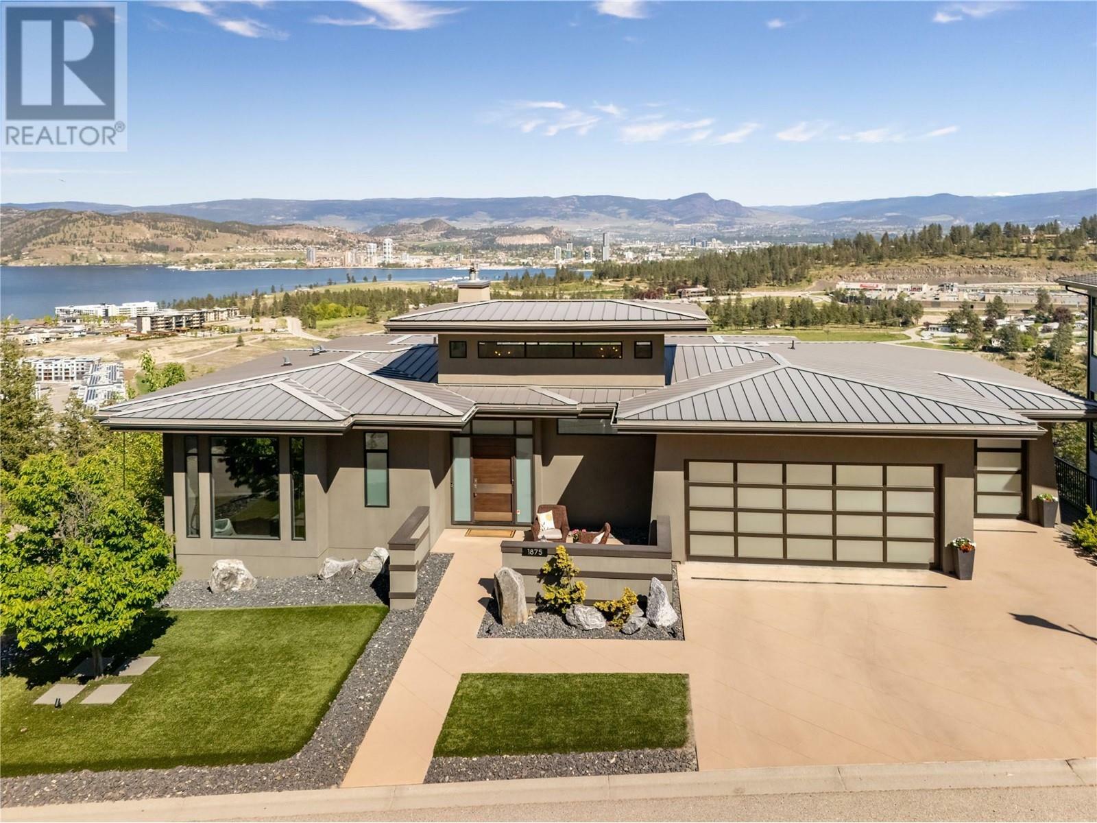 Property Photo: 1875 Scott Crescent BC V1Z 4B8