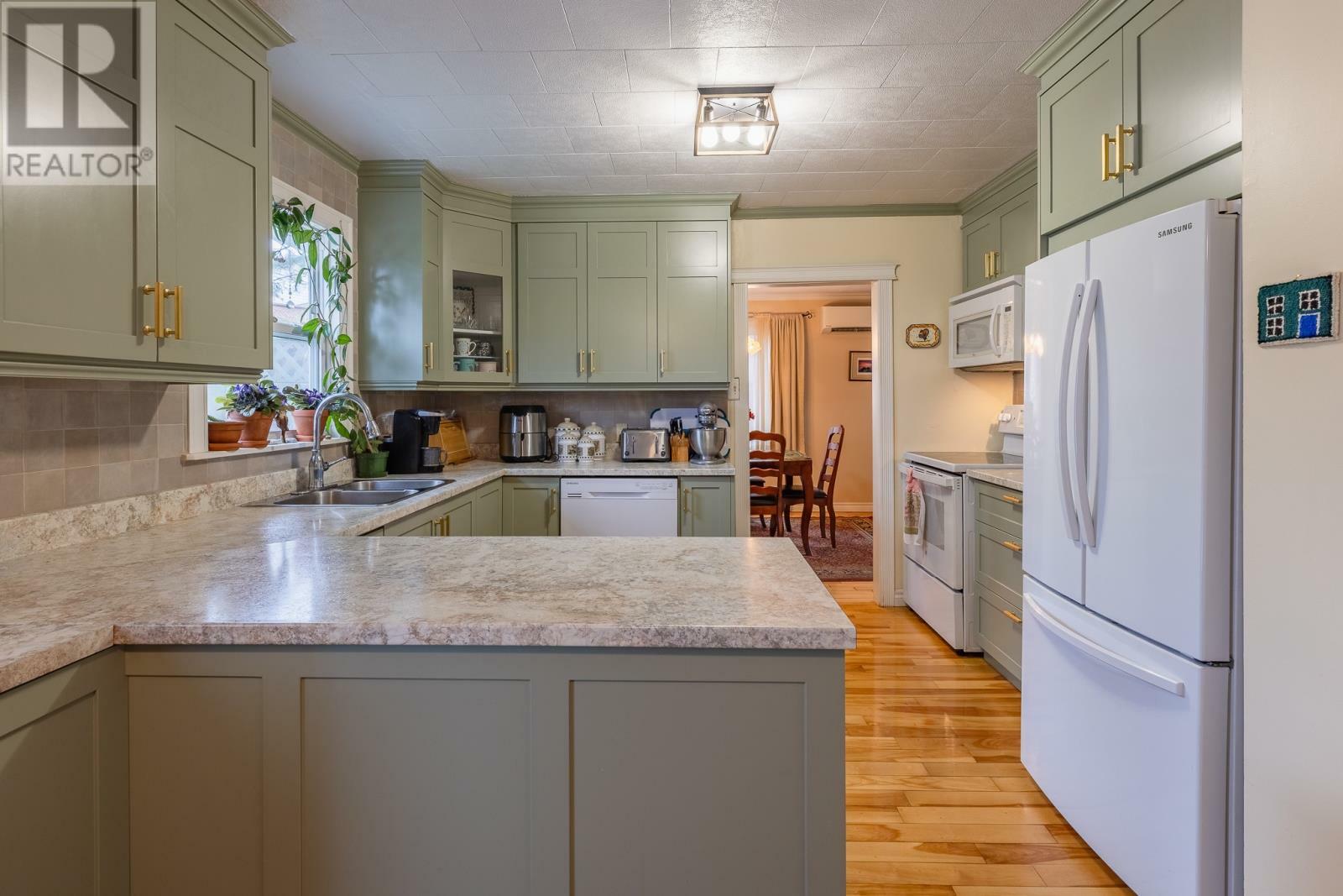 Property Photo: 10 Kawaja Drive NL A2H 6R6