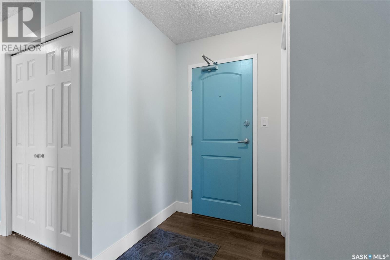 Property Photo: 18 274 Pinehouse Drive SK S7K 4W9