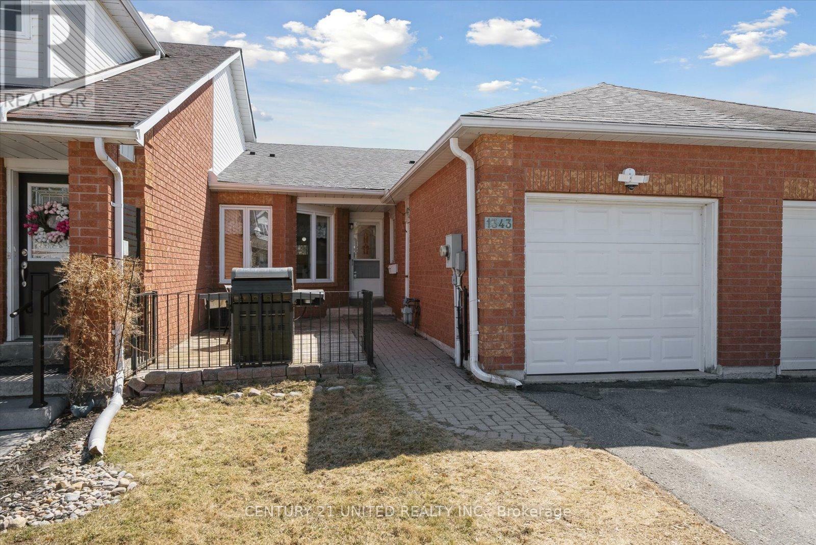 Property Photo: 1343 Eagle Crescent ON K9K 2K7
