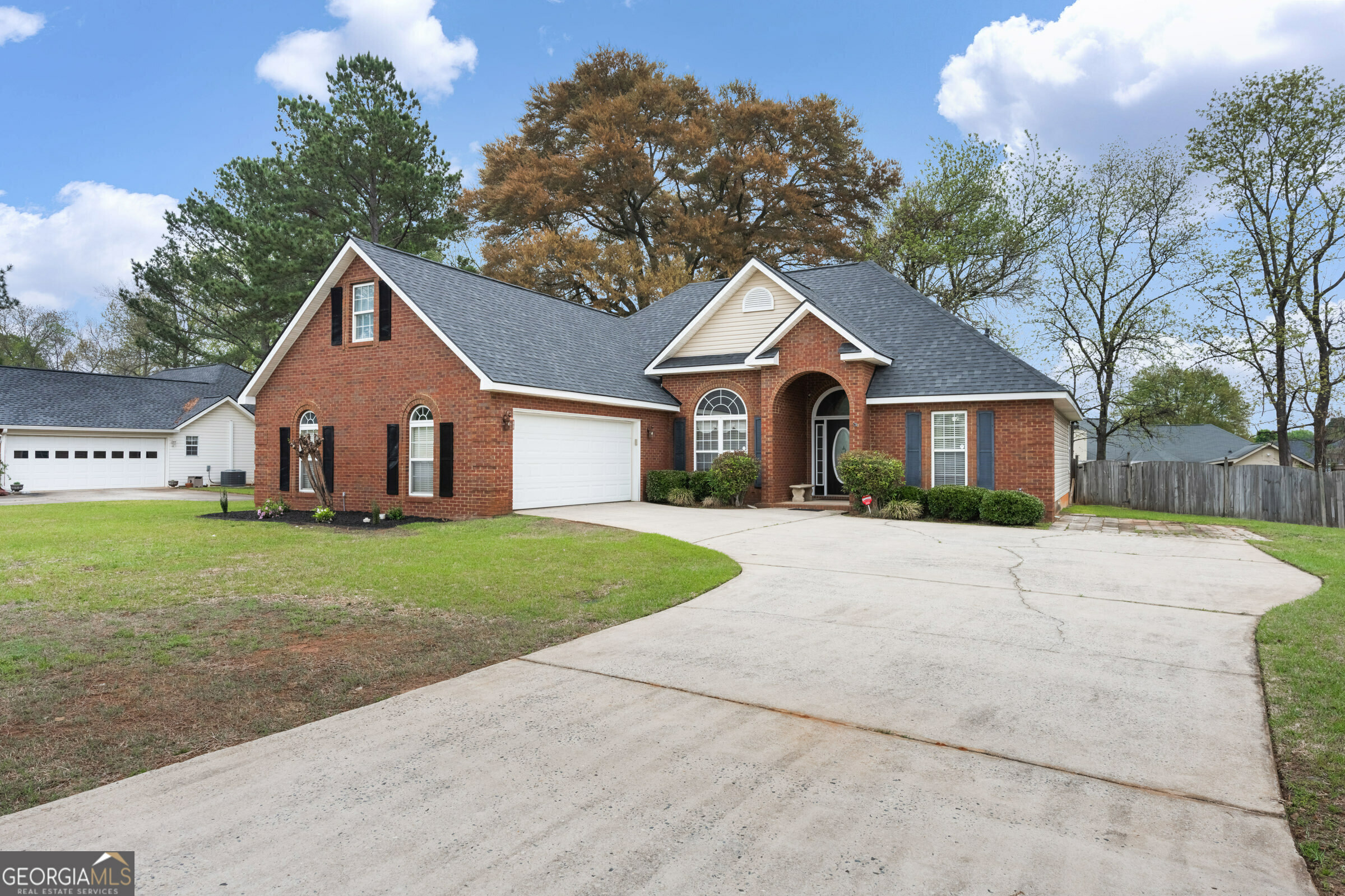 Property Photo:  900 Bay Laurel Circle  GA 31088 