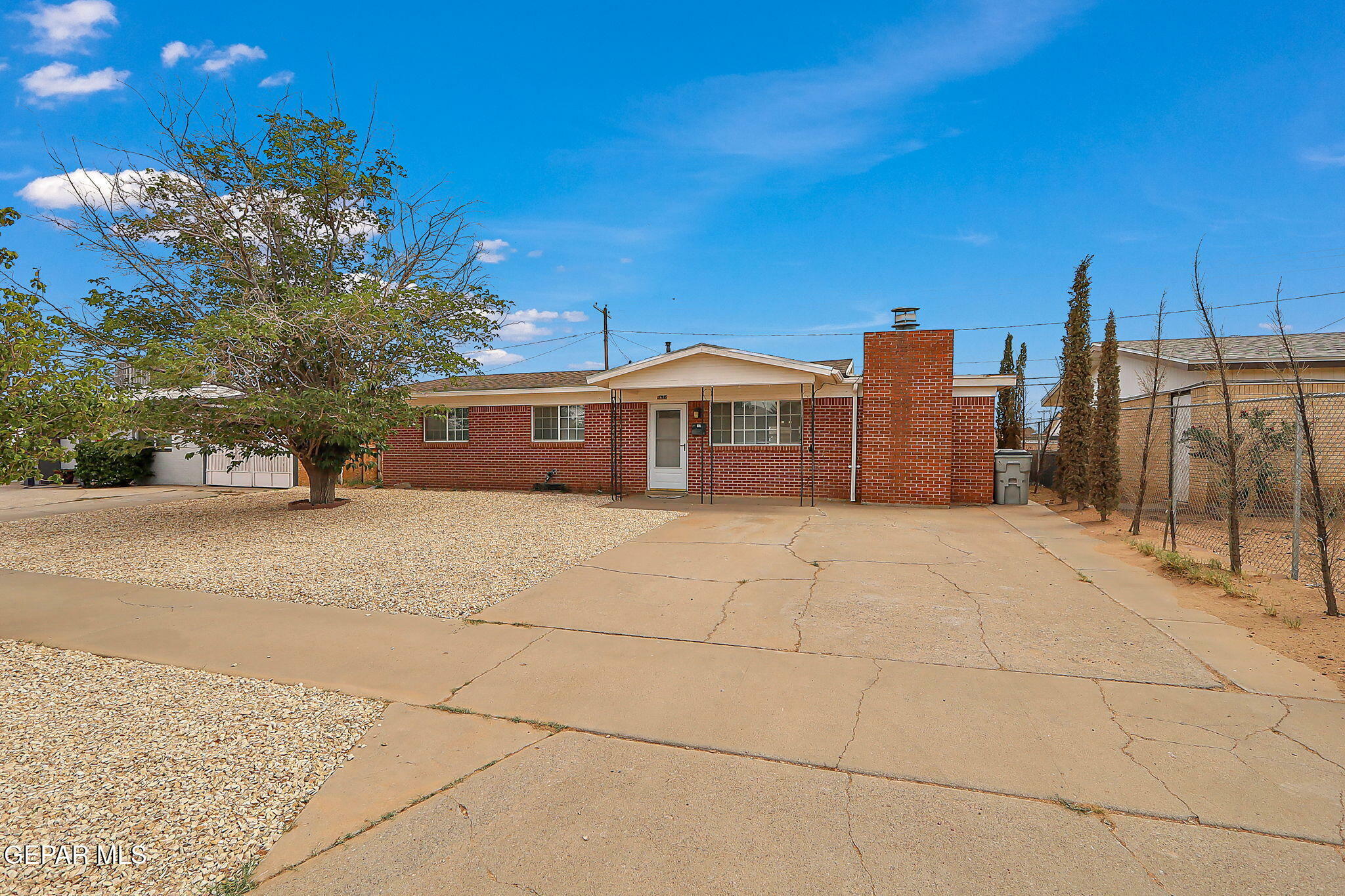 Property Photo: 5624 Tropicana Avenue TX 79924