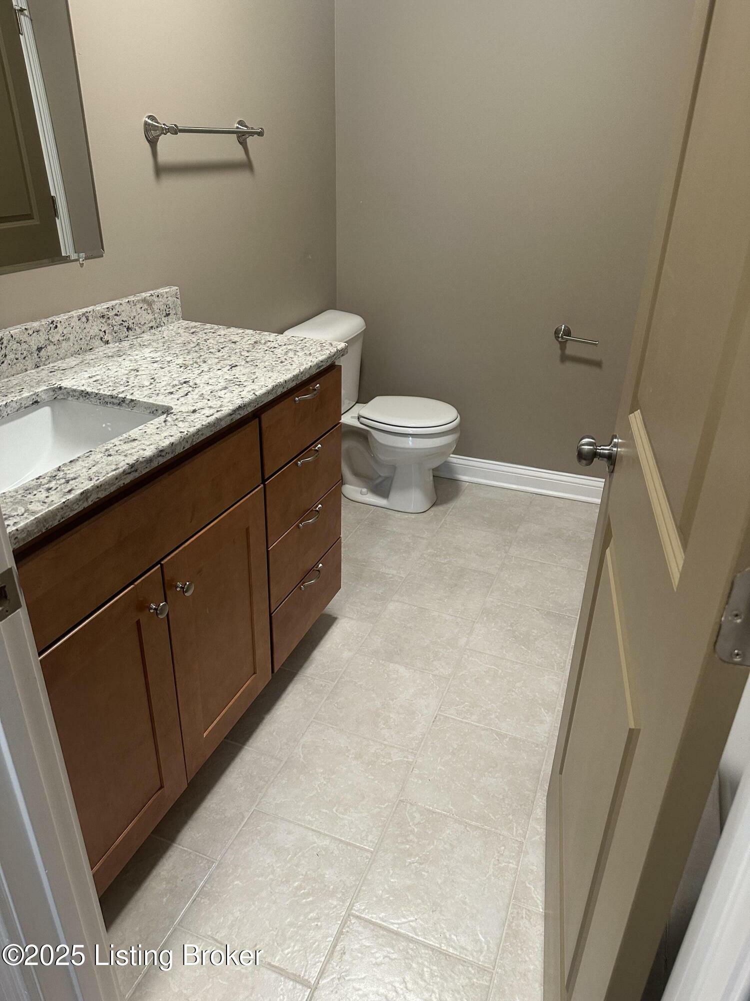 Property Photo: 230 Diamond Ct KY 40175