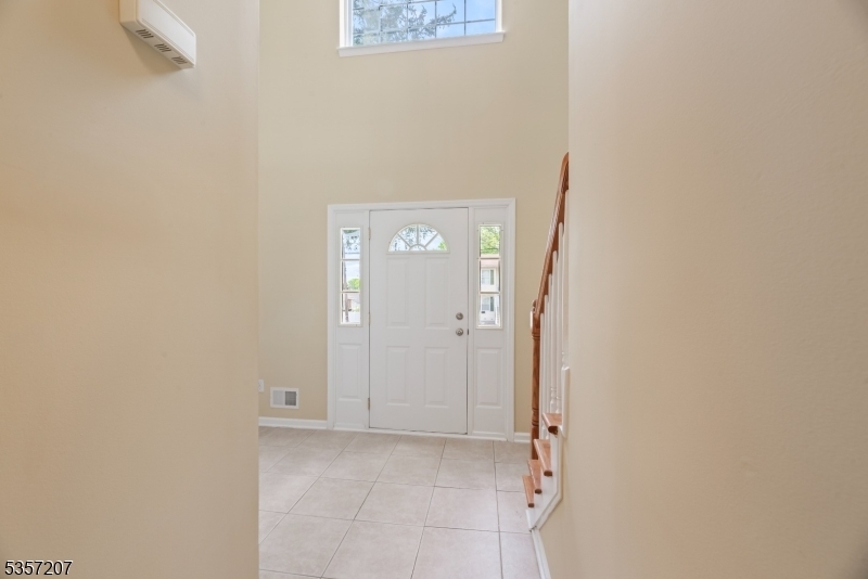 Property Photo:  136 Burns St  NJ 08873 