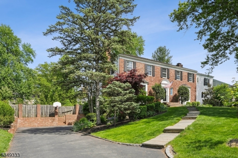 40 Thornley Dr  Chatham Twp. NJ 07928 photo