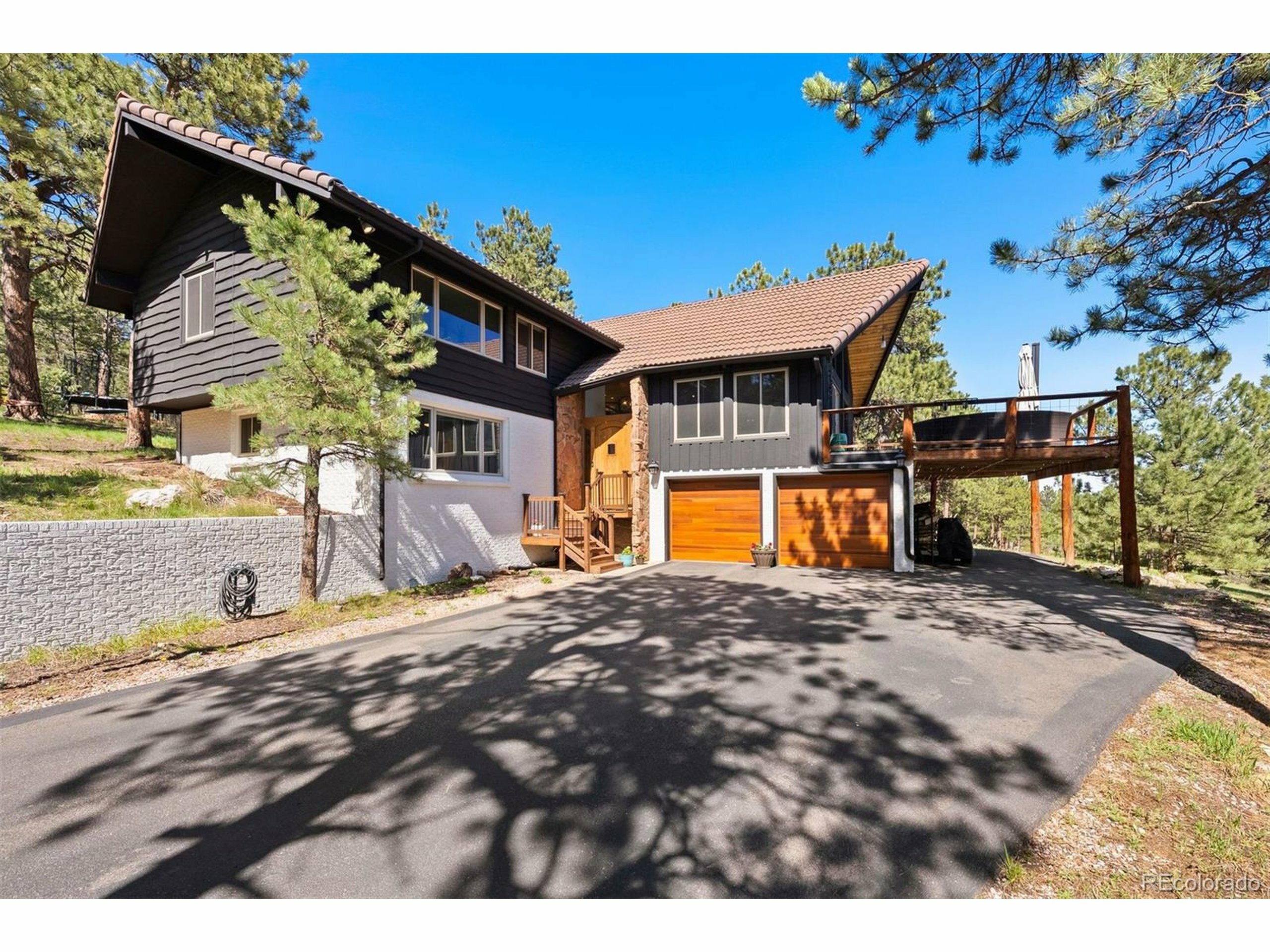 2976 Hiwan Dr  Evergreen CO 80439 photo