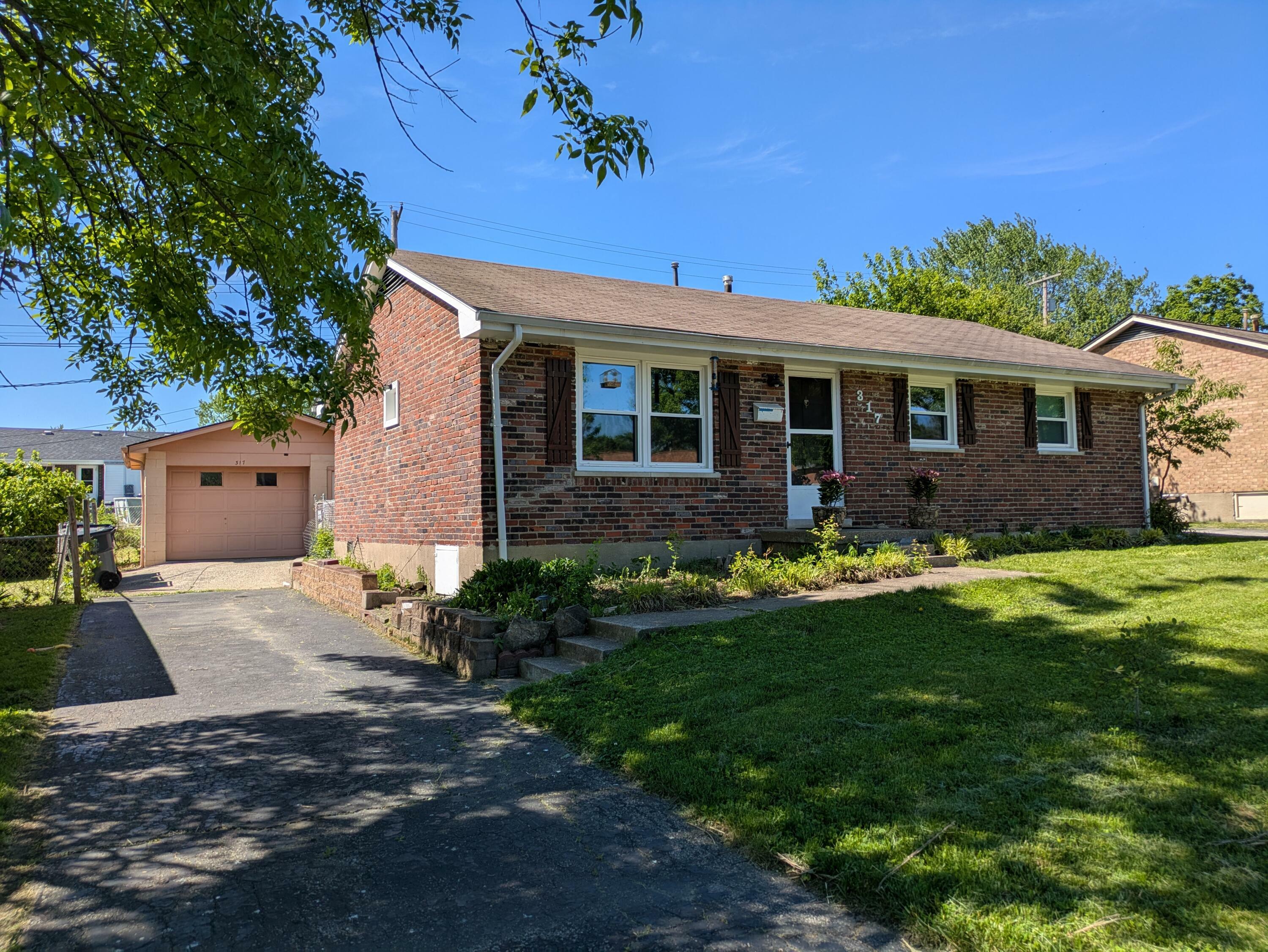 Property Photo: 317 Larkwood Drive KY 40509