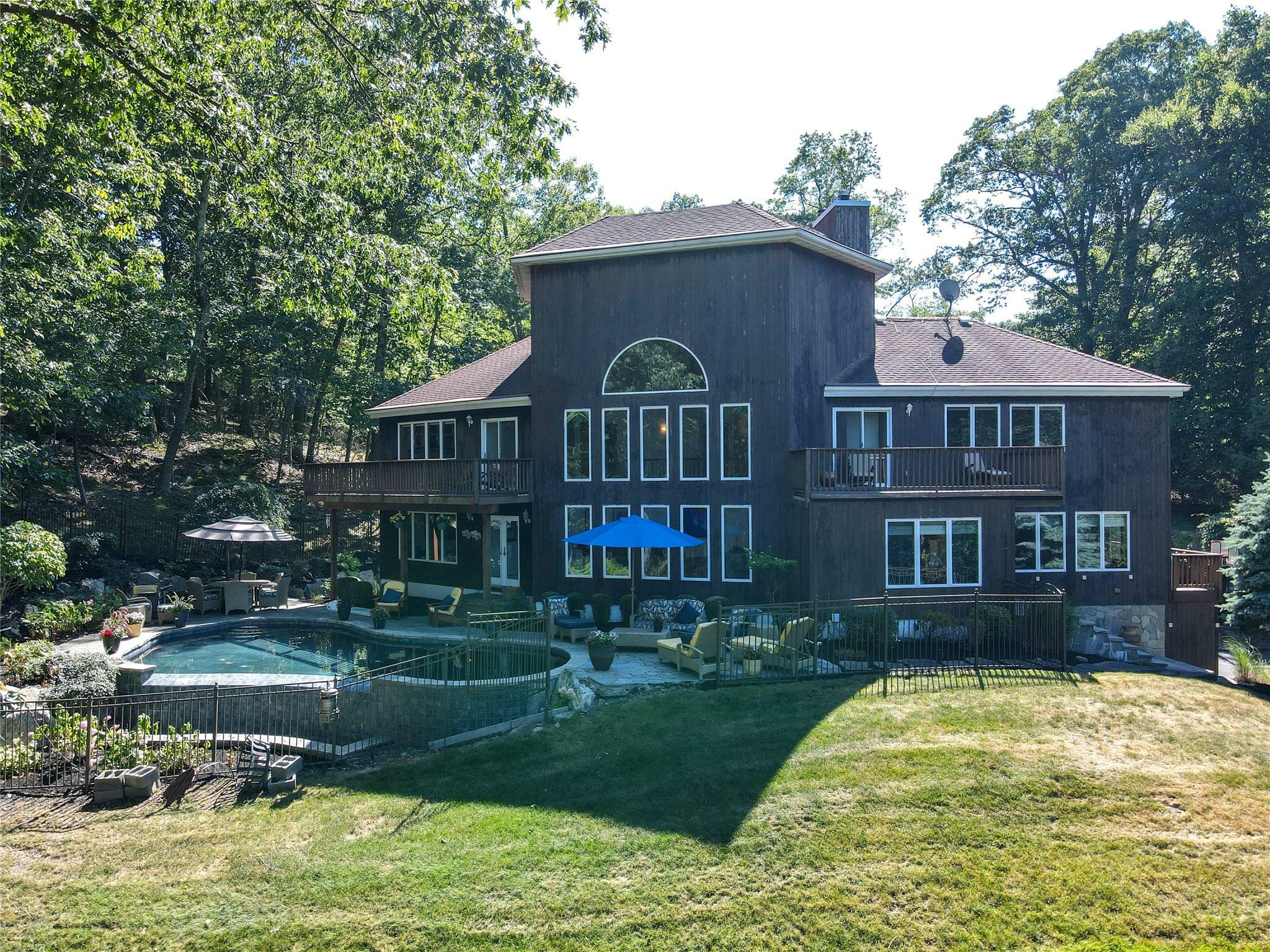 Property Photo: 36 Ridgetop Drive NY 10986