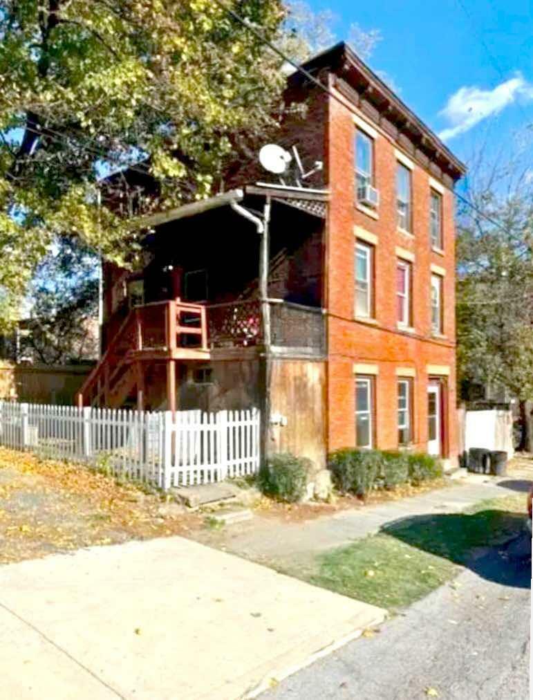 Property Photo: 26 Farrington NY 12550