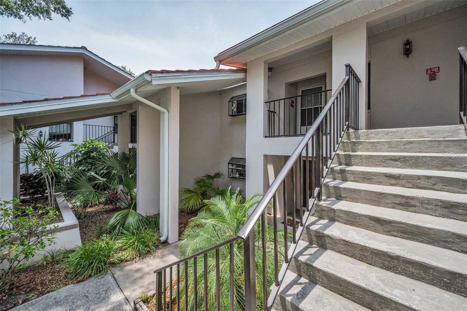Property Photo: 300 S Florida Avenue 200J FL 34689