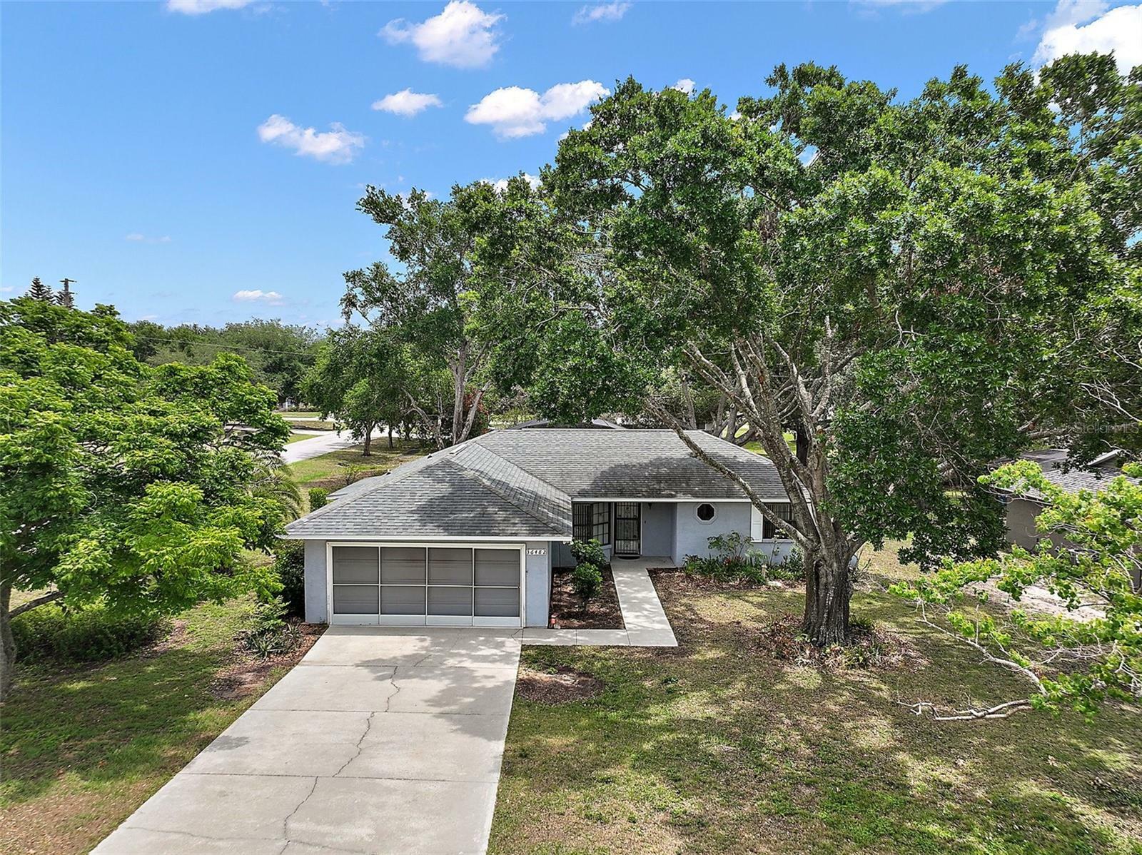 Property Photo: 36482 Doral Drive FL 32735