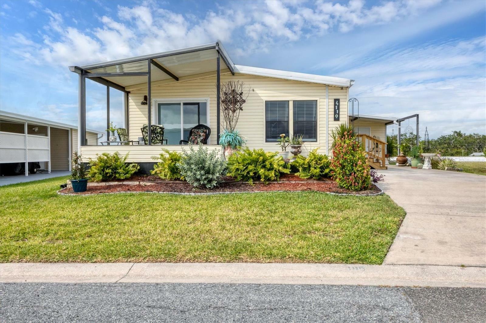Property Photo:  4119 13th Street E  FL 34222 