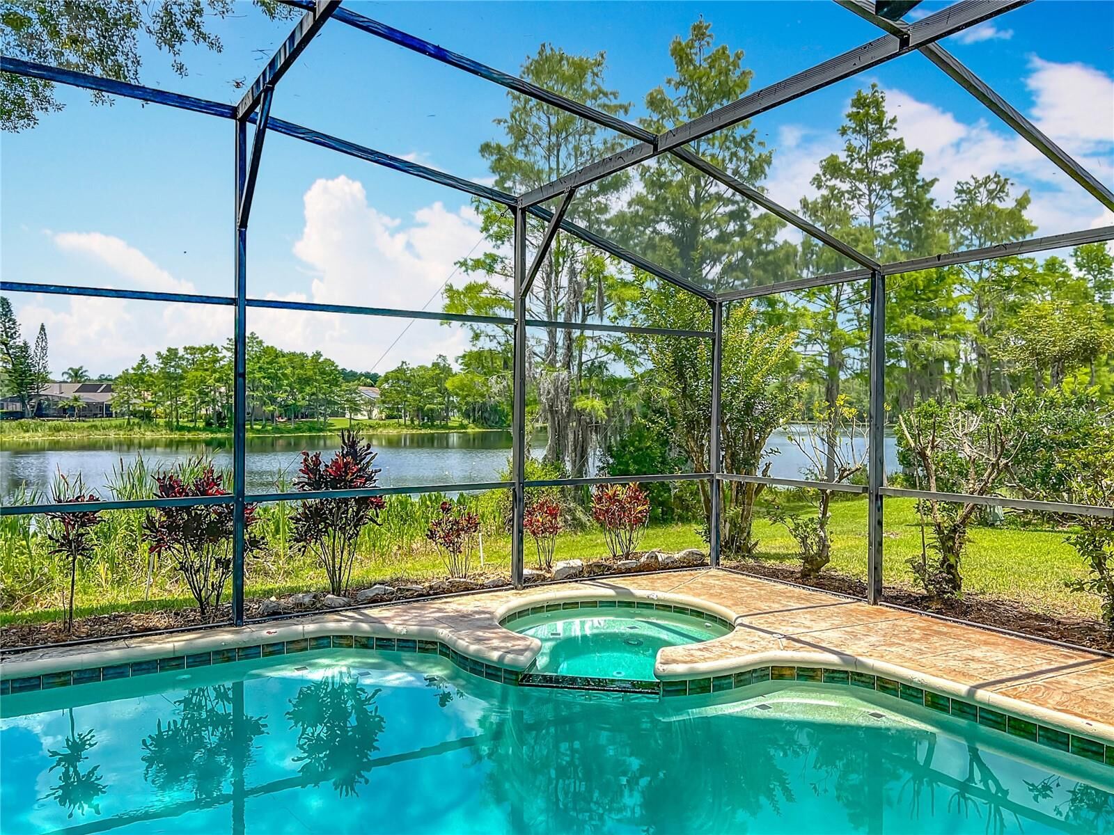 Property Photo:  1846 Branchwater Trail  FL 32825 