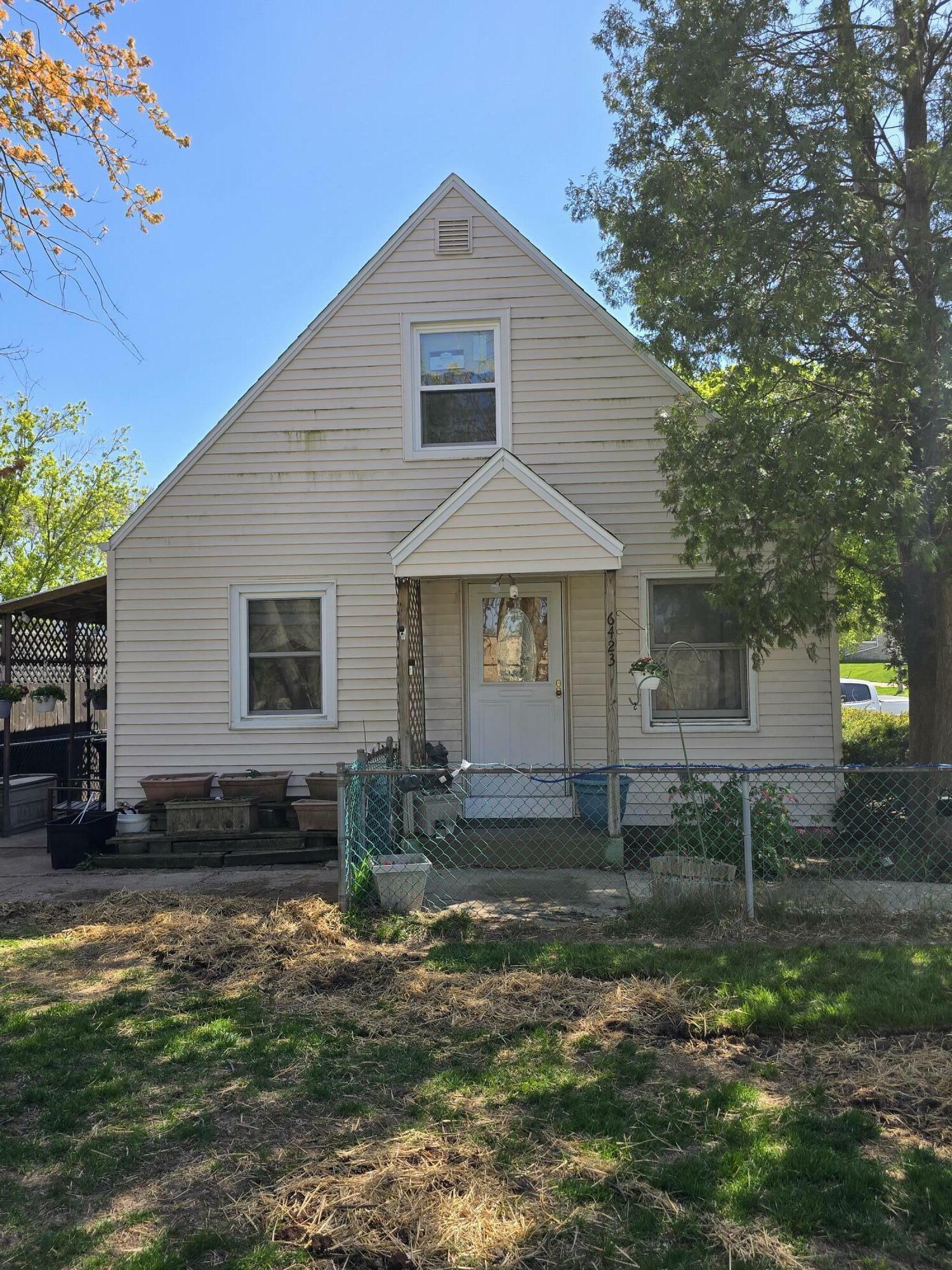 6423 W McGeoch Ave  West Allis WI 53219 photo