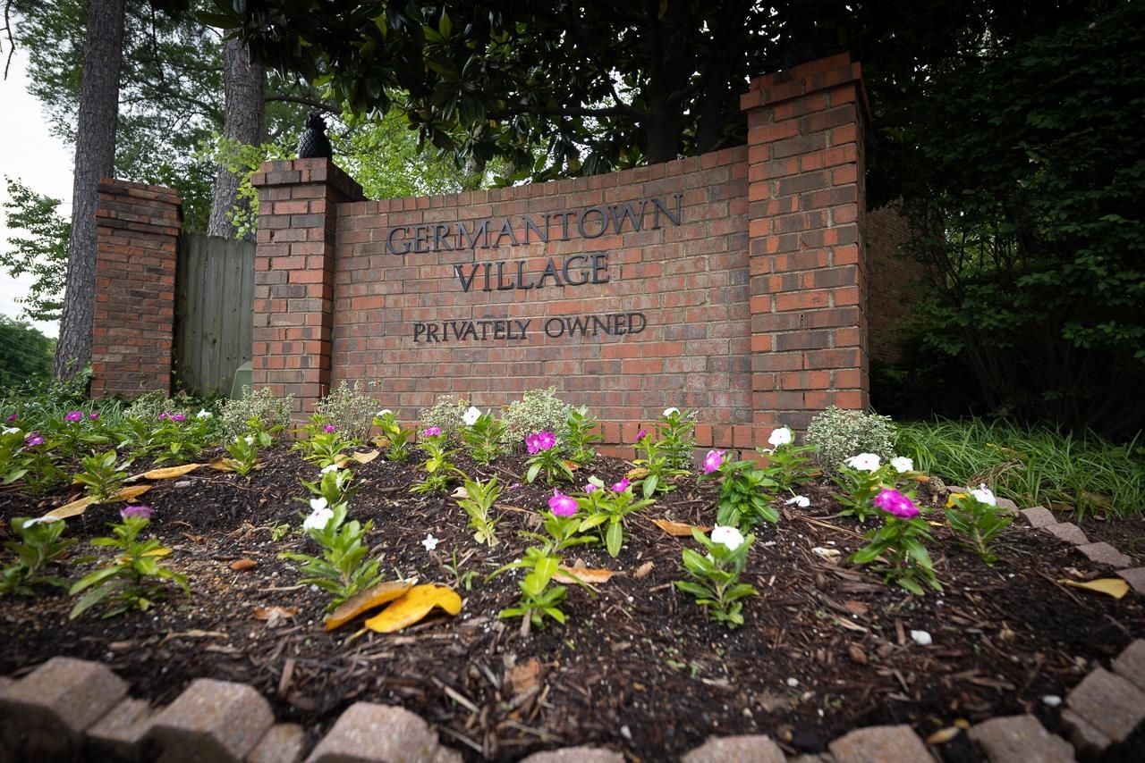 Property Photo: 6932 Midhurst Rd 6932 TN 38119