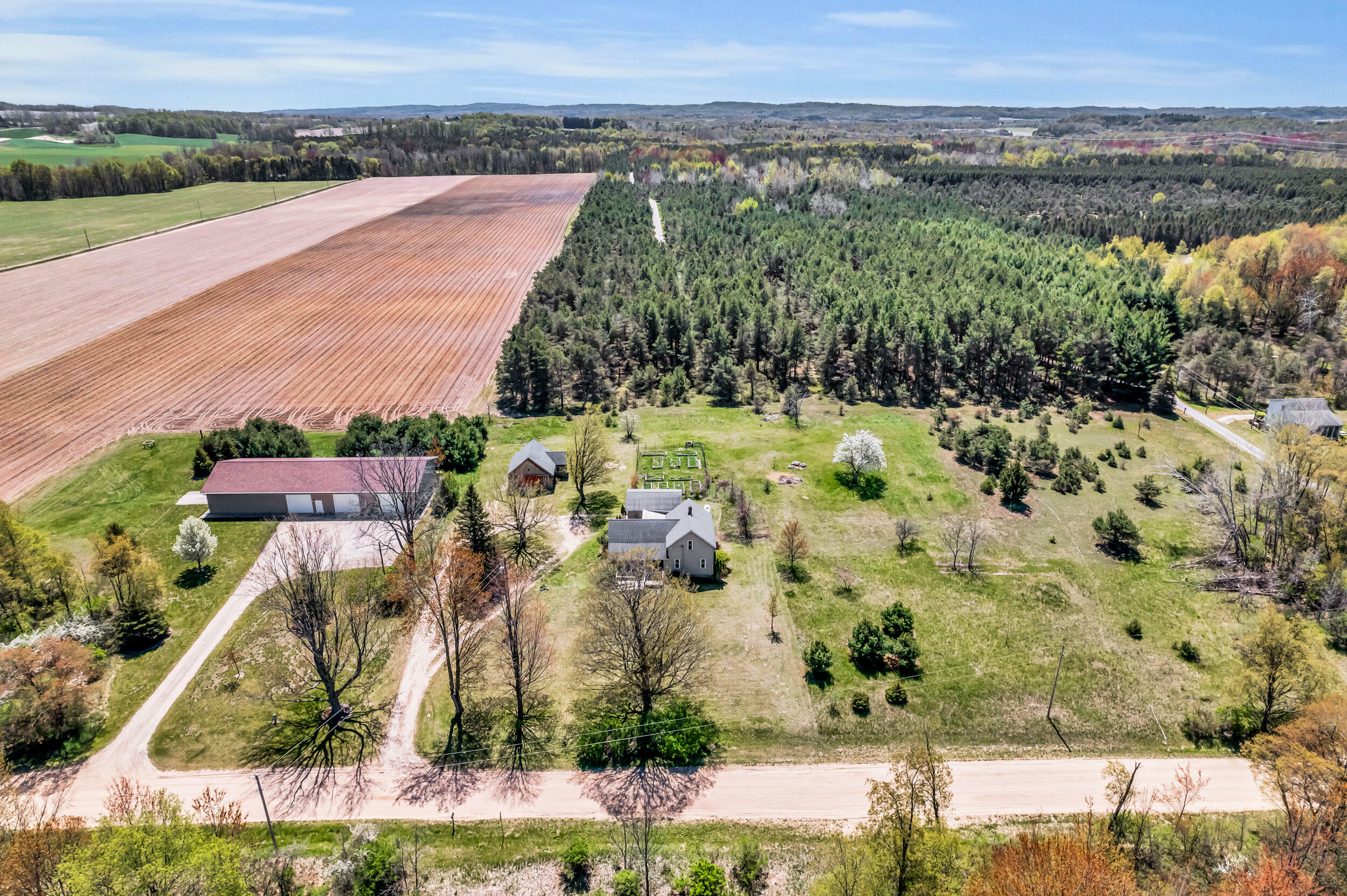 Property Photo: 1313 W Lever Road MI 49420