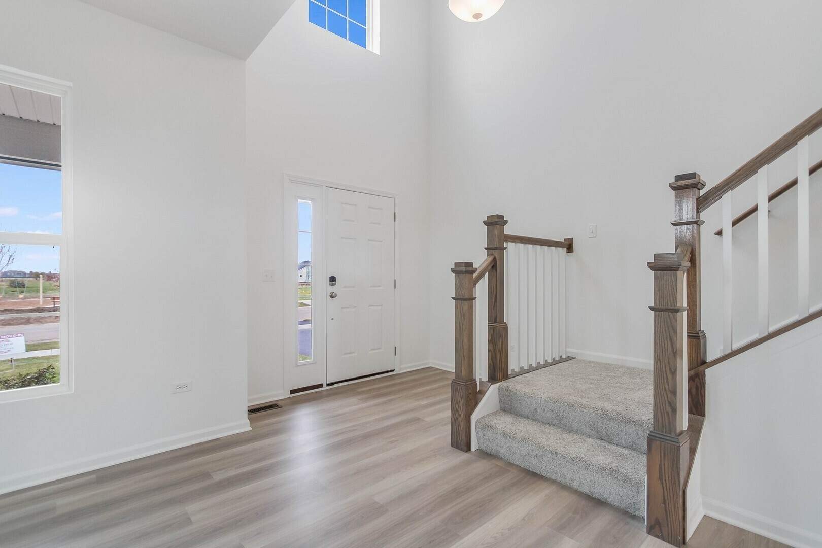 Property Photo: 160 Piper Glen Avenue IL 60543