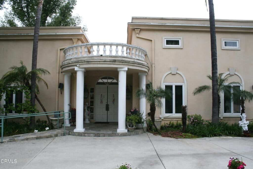 Property Photo:  500 Georgian Road  CA 91011 