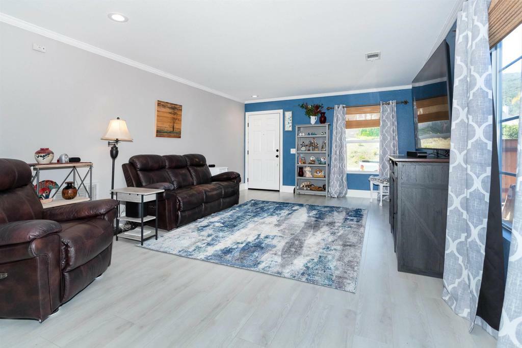 Property Photo: 797 Trailside Place CA 92078