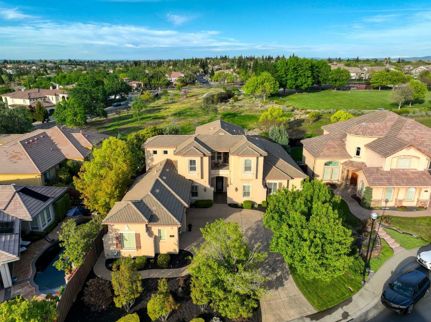 Property Photo: 109 Roberts Place CA 95661