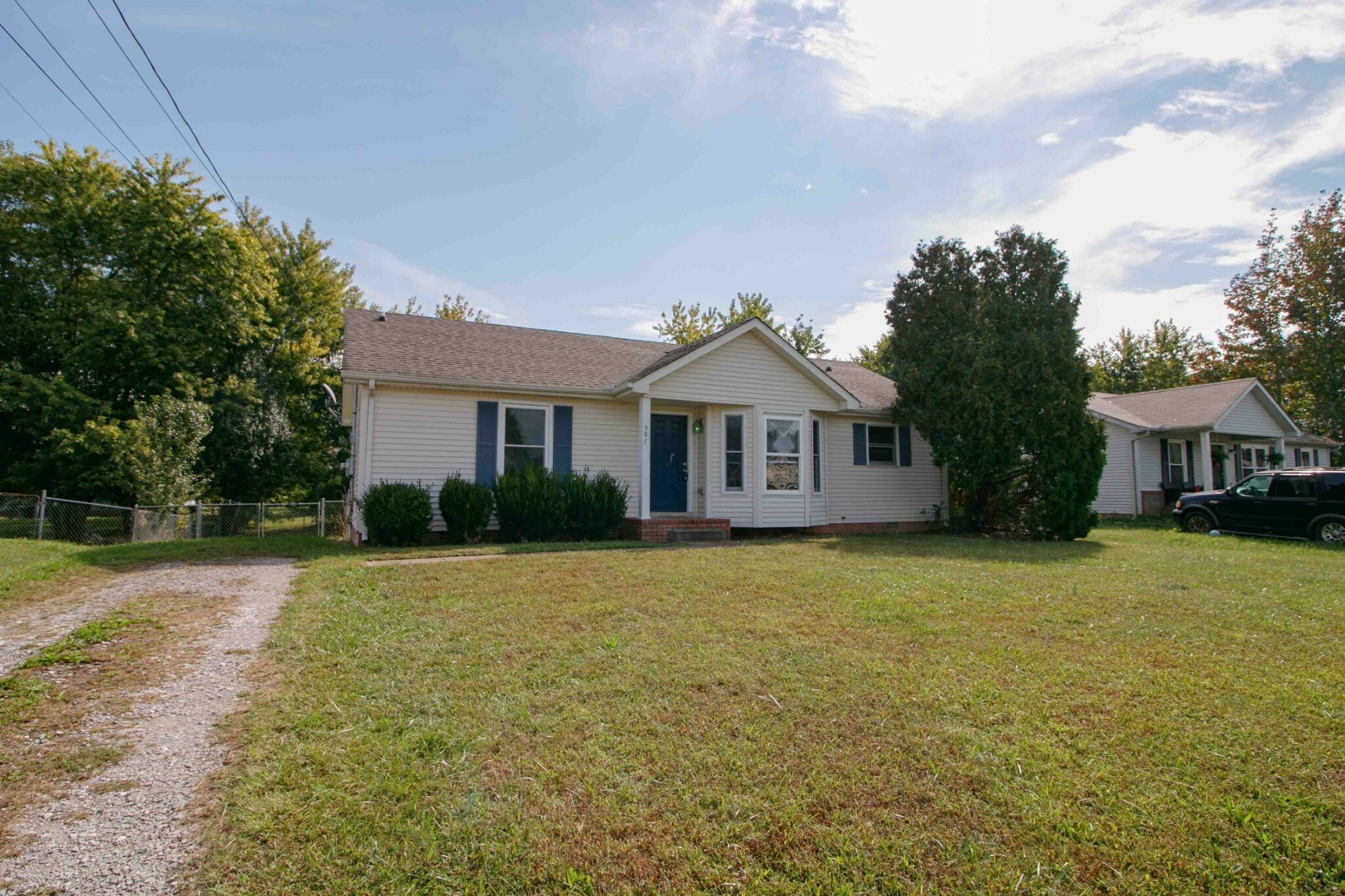 Property Photo: 587 Joshua Dr TN 37042
