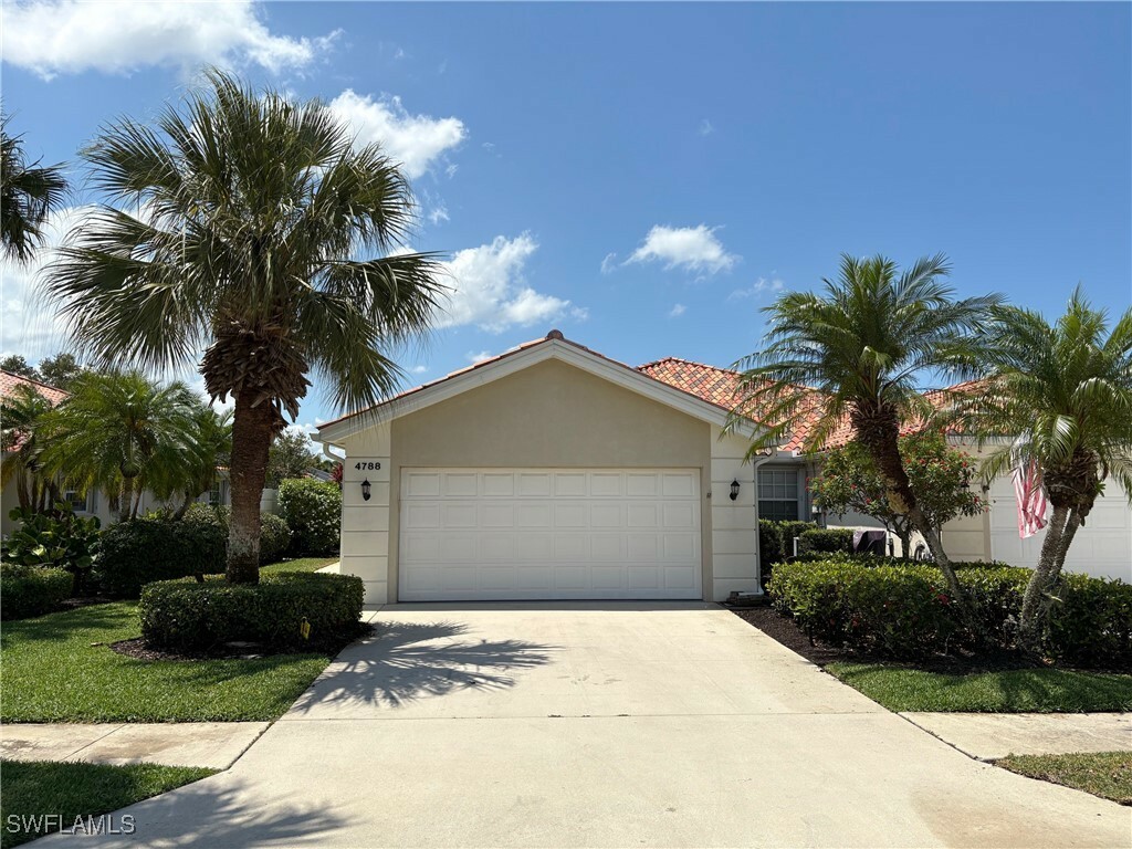 Property Photo: 4788 San Carlo Court FL 34109